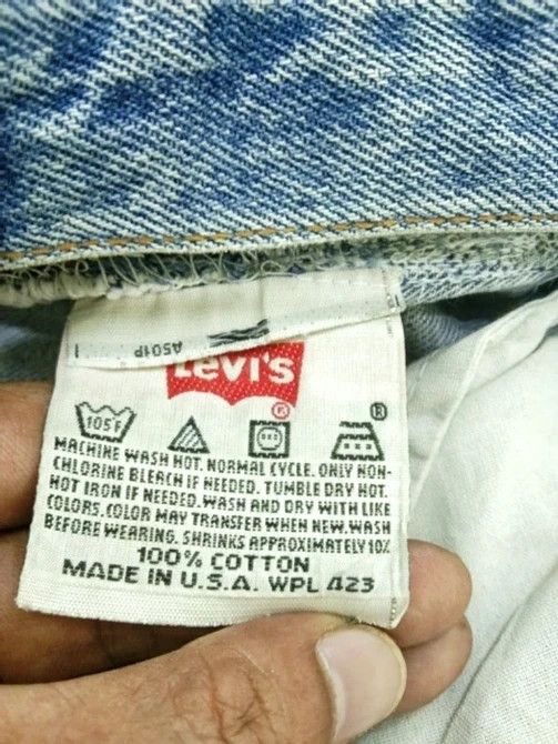 Levi's 90s Vintage Levi's 501 xx Made In USA Distressed Jeans 34x30 Size US 34 / EU 50 - 15 Thumbnail