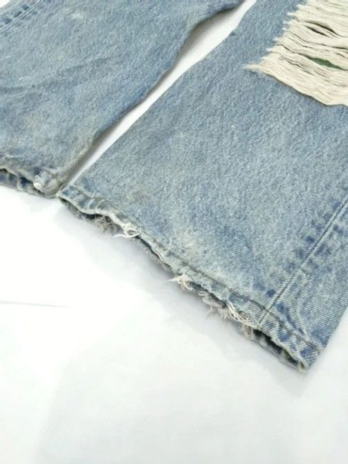 Levi's 90s Vintage Levi's 501 xx Made In USA Distressed Jeans 34x30 Size US 34 / EU 50 - 6 Thumbnail