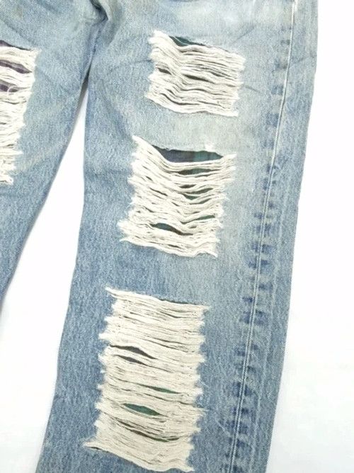 Levi's 90s Vintage Levi's 501 xx Made In USA Distressed Jeans 34x30 Size US 34 / EU 50 - 8 Thumbnail
