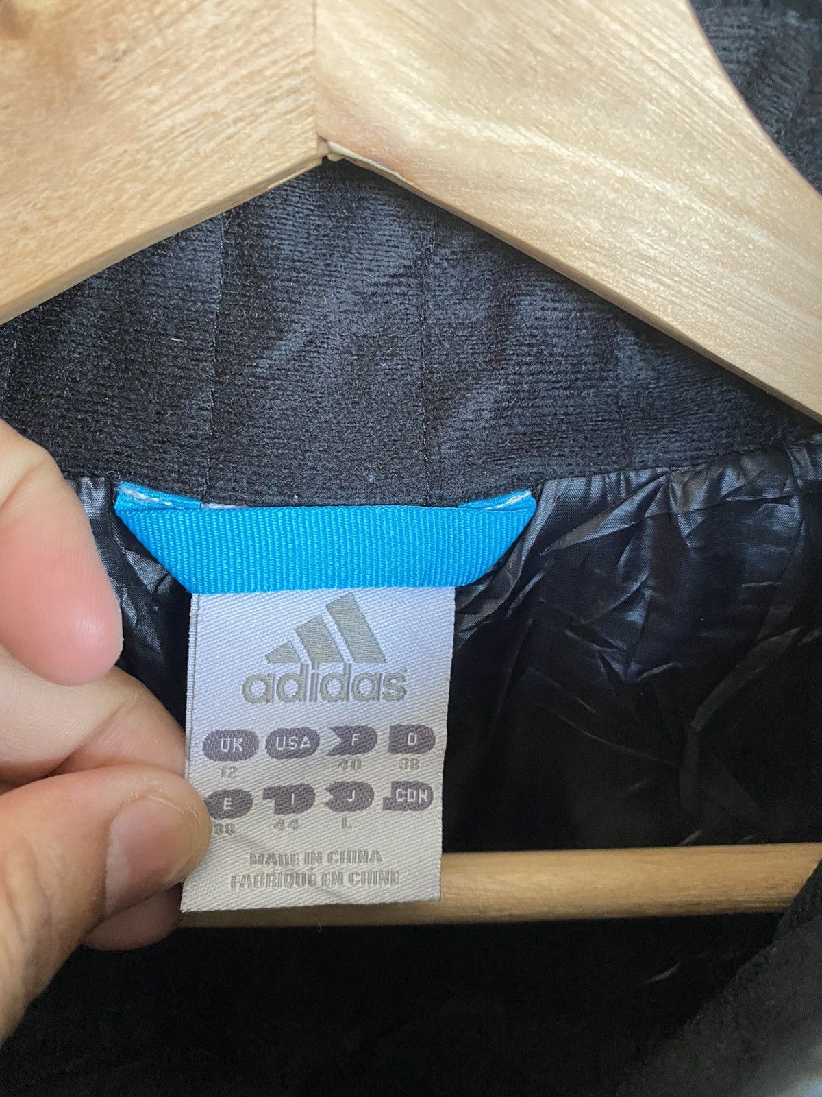 Adidas Vintage adidas puffer jacket parka long jacket raincoat Size US M / EU 48-50 / 2 - 5 Thumbnail