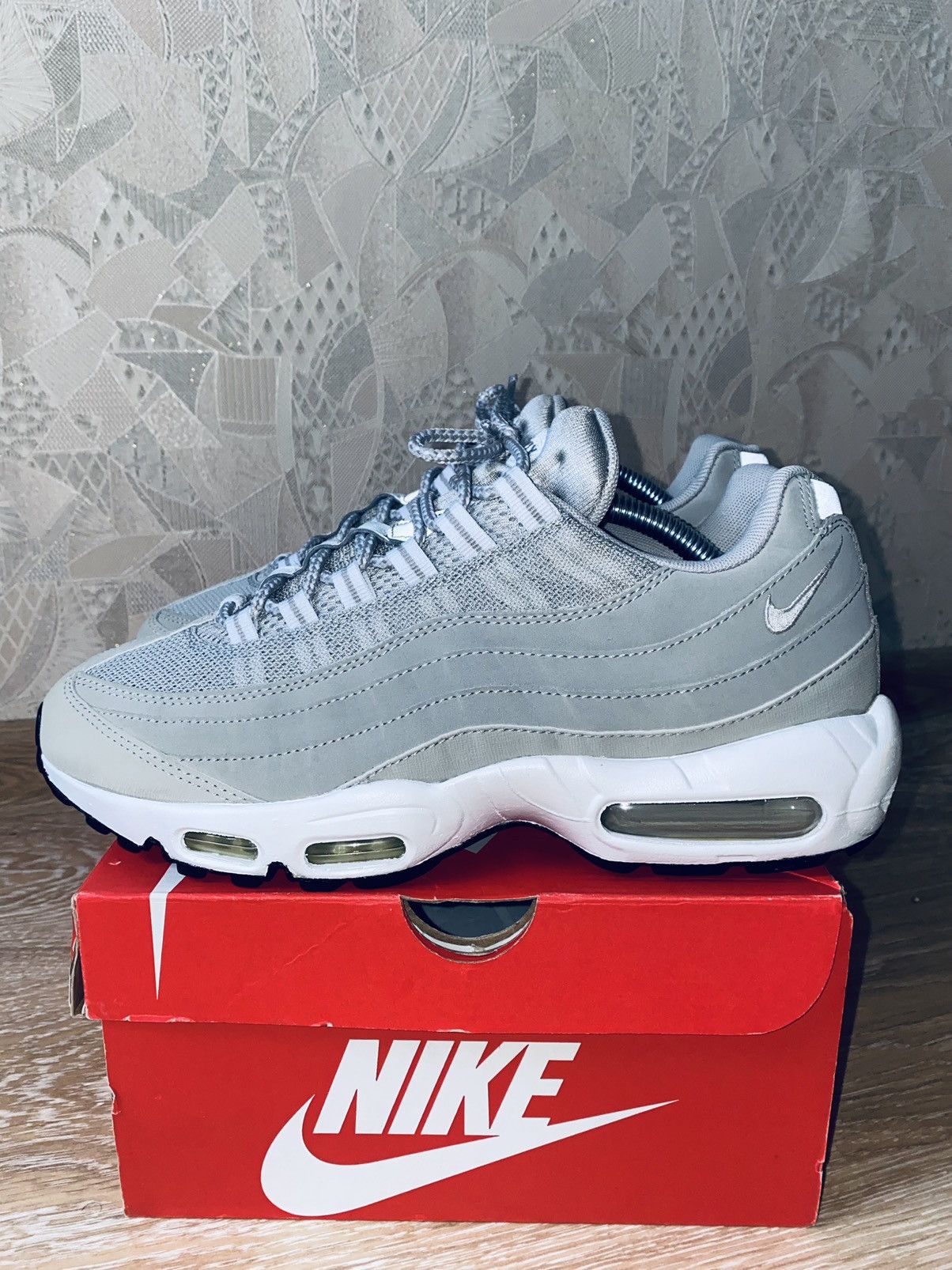 Nike × atmos NikeLab Air Max 95 ACG Cav Empt Supreme Tn Fragment Atmos Bw Size US 10 / EU 43 - 1 Thumbnail