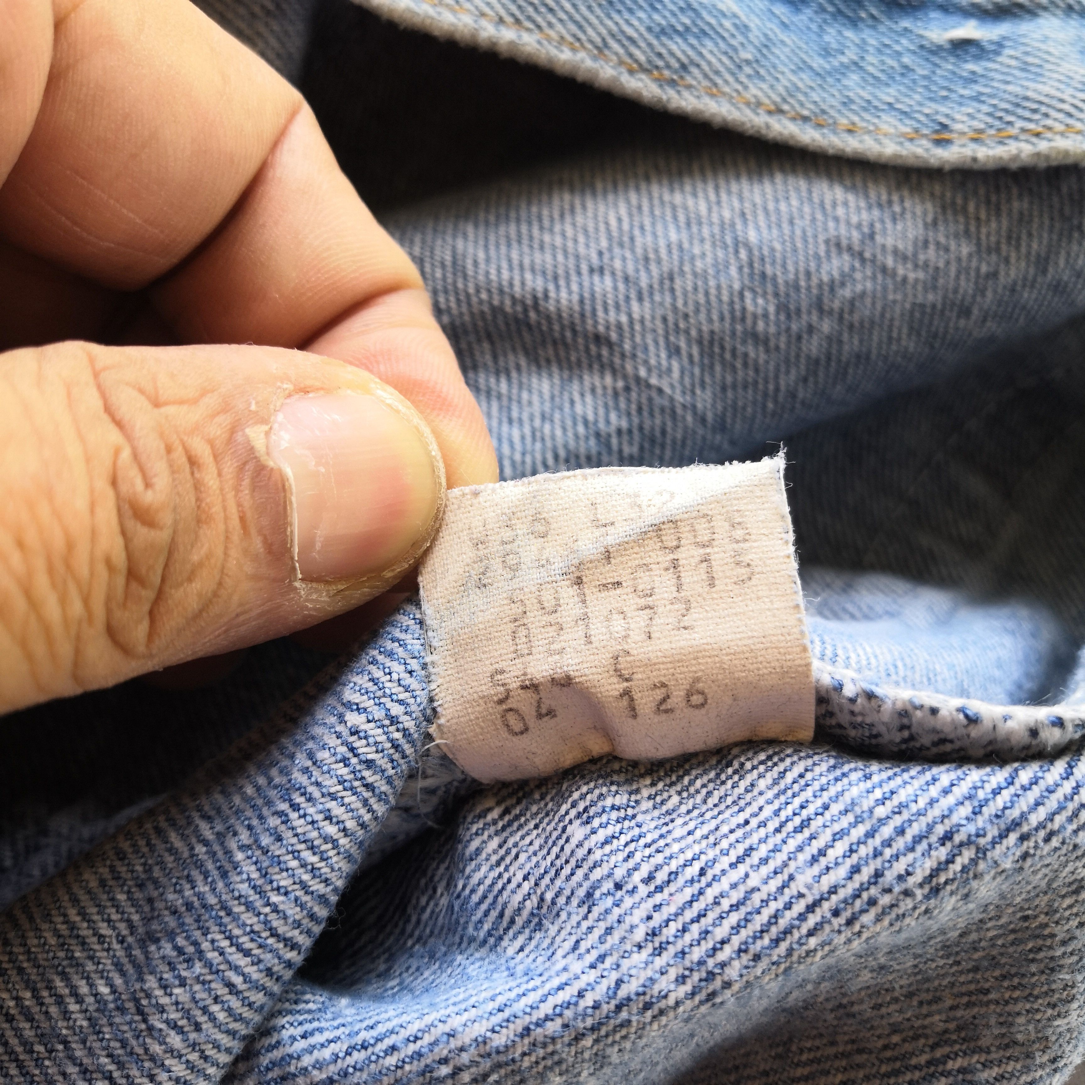 Levi's Vintage Levis 501 Released Hem Jeans Levis Distressed Denim Size US 32 / EU 48 - 13 Thumbnail