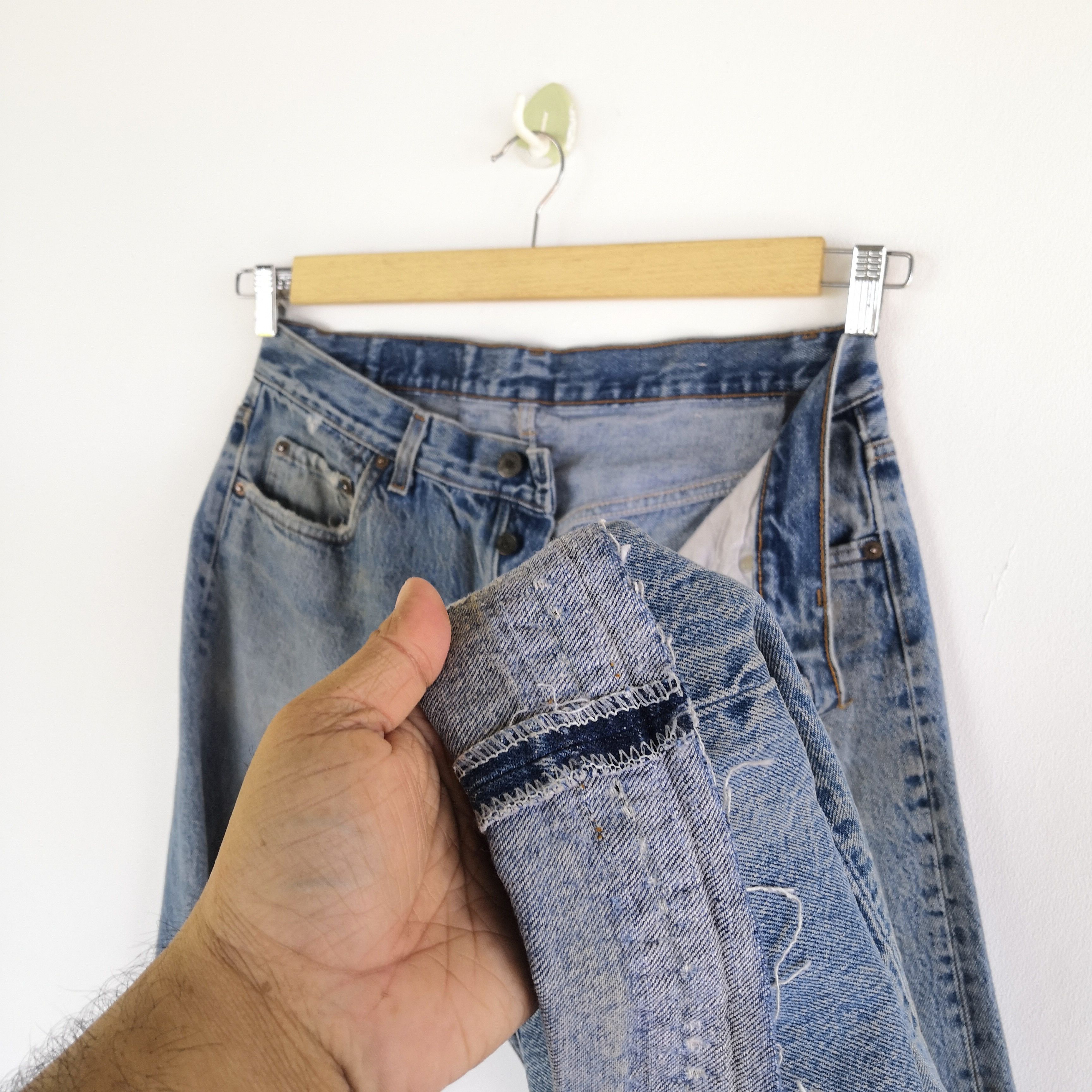 Levi's Vintage Levis 501 Released Hem Jeans Levis Distressed Denim Size US 32 / EU 48 - 6 Thumbnail