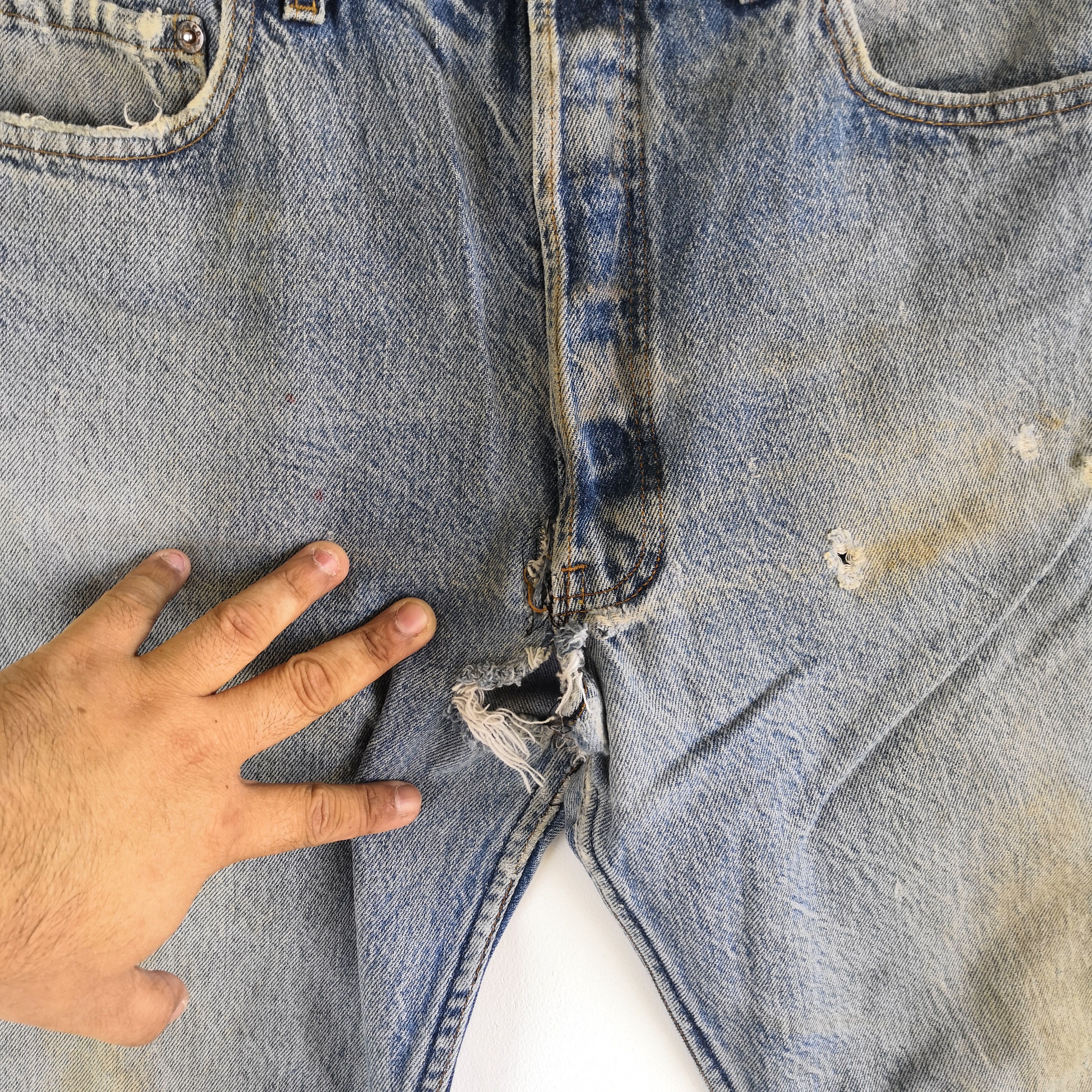 Levi's Vintage Levis 501 Released Hem Jeans Levis Distressed Denim Size US 32 / EU 48 - 4 Thumbnail