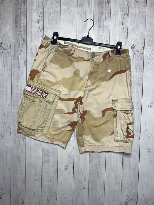 Distressed Cargo Shorts - Camo