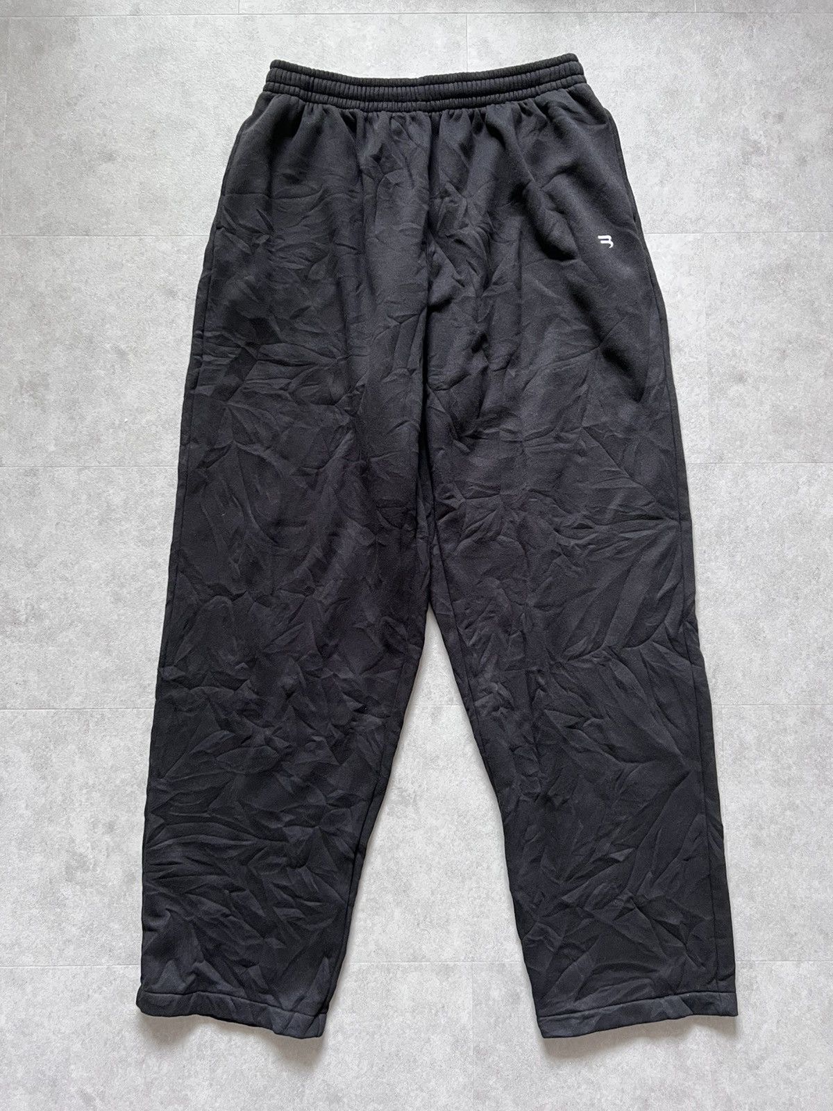 Balenciaga Summer 21 Wrinkled Effect Sporty B Sweatpants (M) Size US 30 / EU 46 - 1 Thumbnail