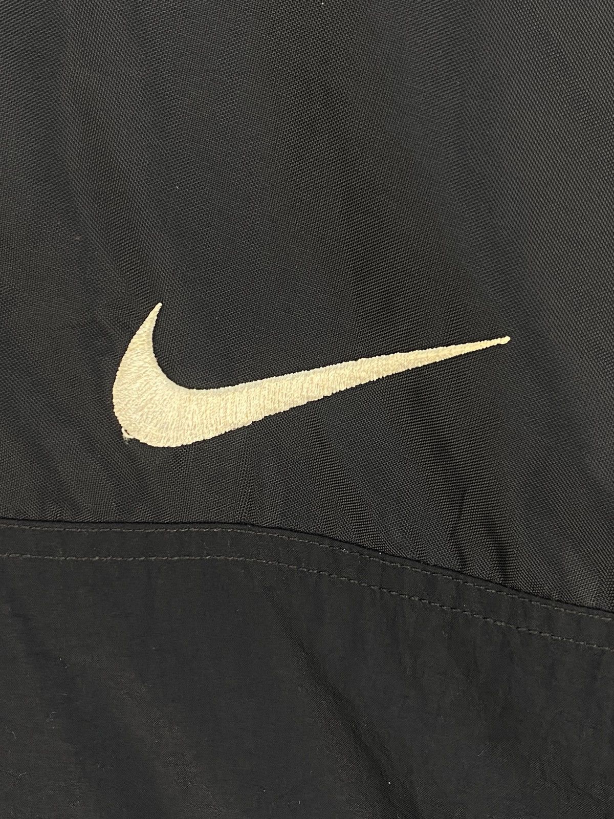 Nike Vintage 90s Nike Down Jacket Size US L / EU 52-54 / 3 - 8 Thumbnail