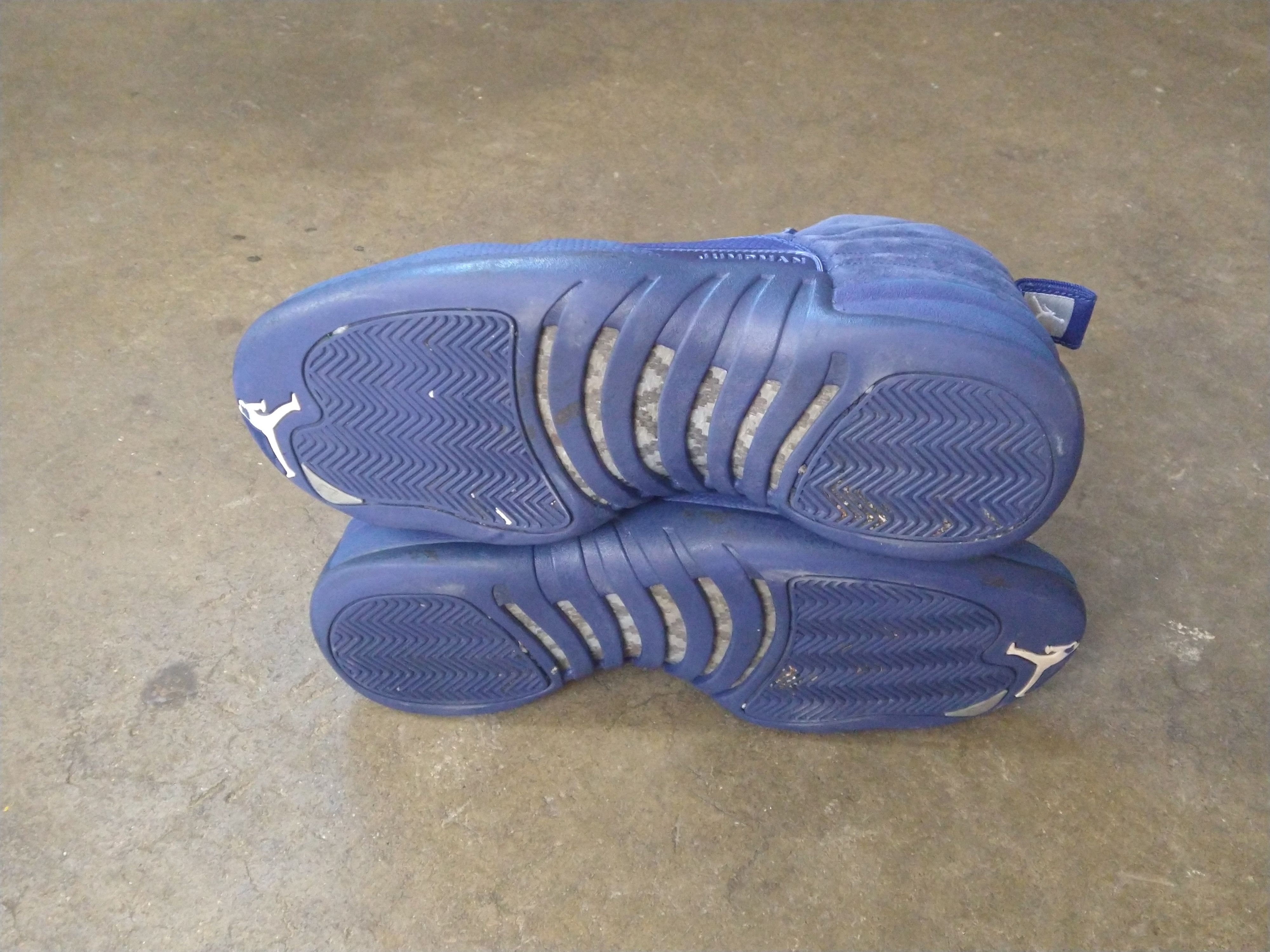 Jordan Brand Nike Air Jordan 12 Retro Deep Royal Blue 10 130690-400 Size US 10 / EU 43 - 17 Thumbnail