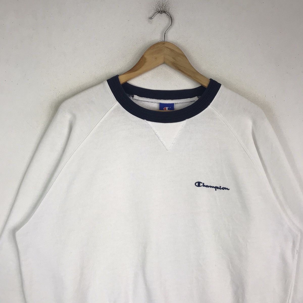 Champion Vintage 90s Champion Script Basic Logo Sweatshirt Size US L / EU 52-54 / 3 - 2 Thumbnail
