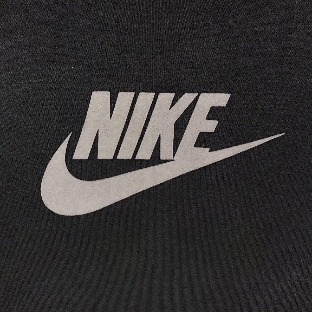 Nike Vintage Y2K Nike Swoosh Spell Out Sweatshirt Size US L / EU 52-54 / 3 - 5 Thumbnail