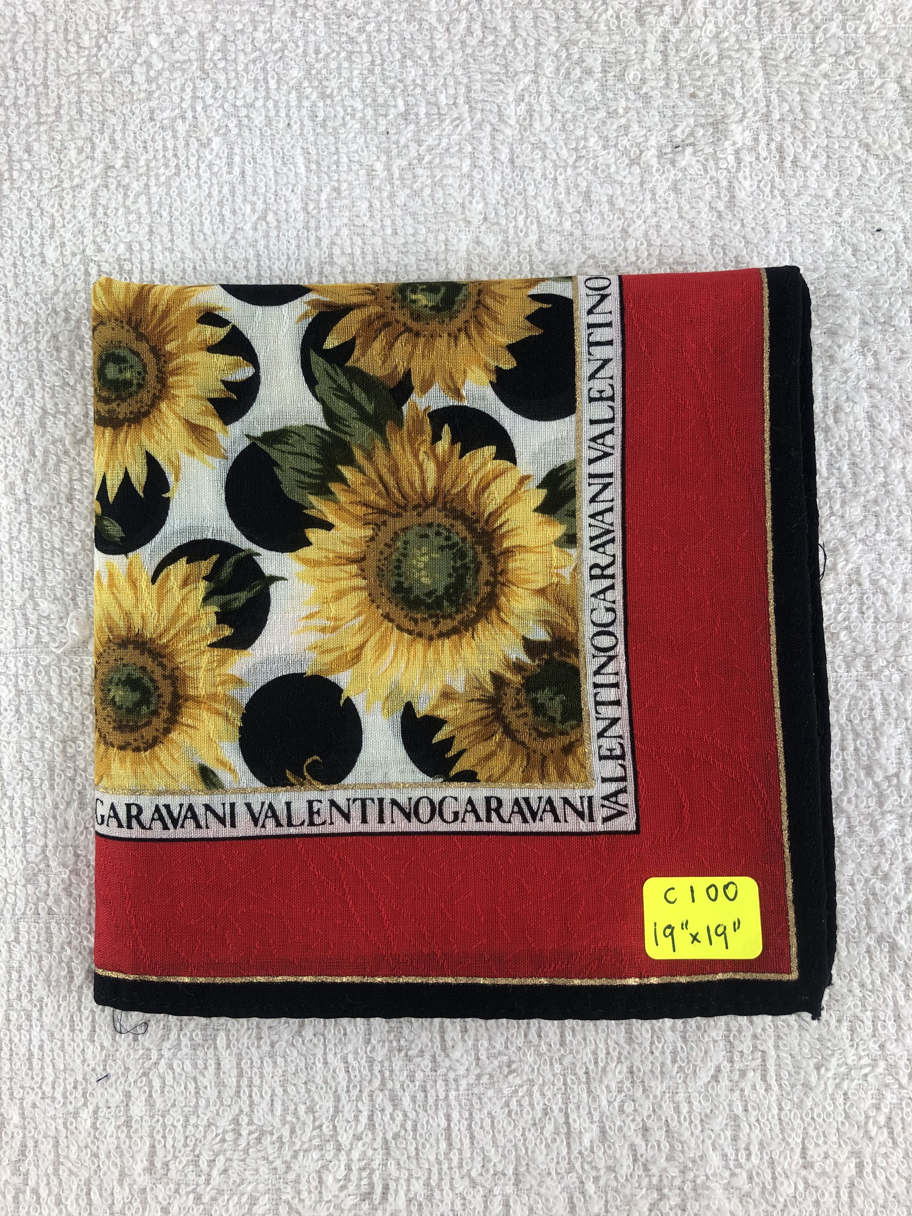 Vintage Valentino Garavani Handkerchief / Bandana / Neckerchief C100 Size ONE SIZE - 6 Thumbnail