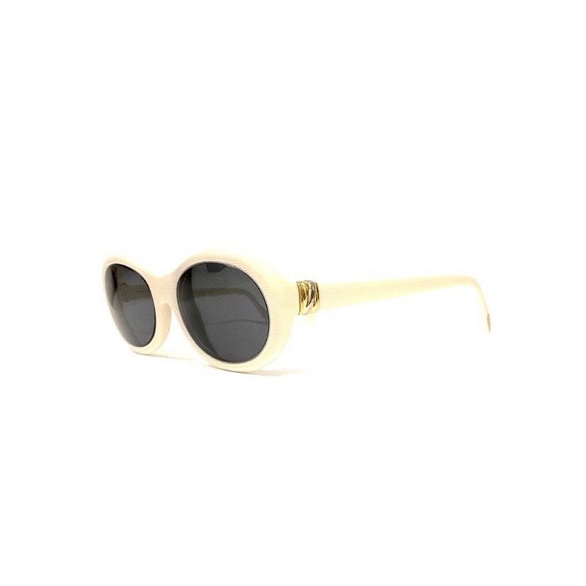Pre-owned Cartier Kurt Cobain Off White Vintage 90's Clout Shades In Ivory