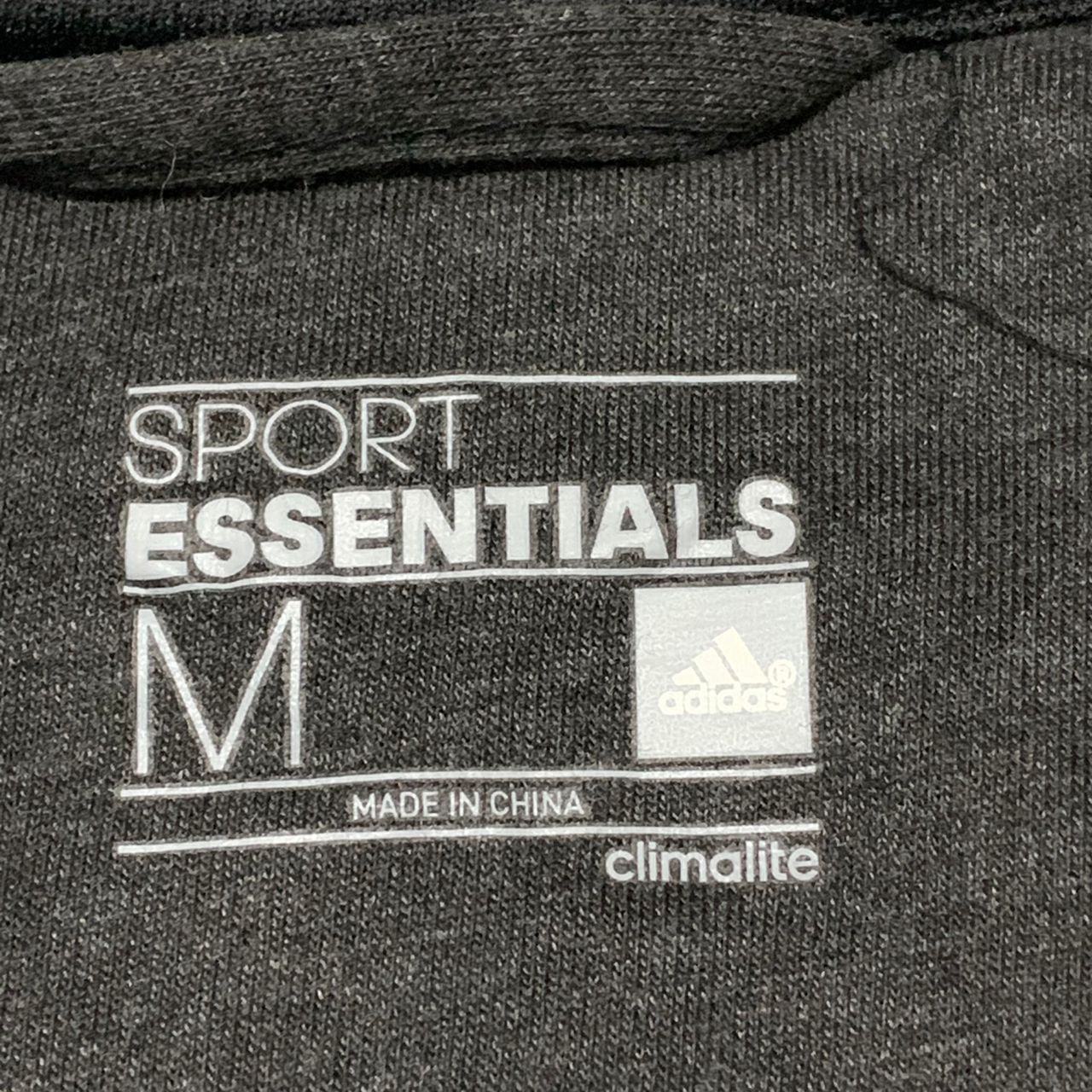 Adidas Adidas sport essentials hoodie Size US M / EU 48-50 / 2 - 9 Thumbnail