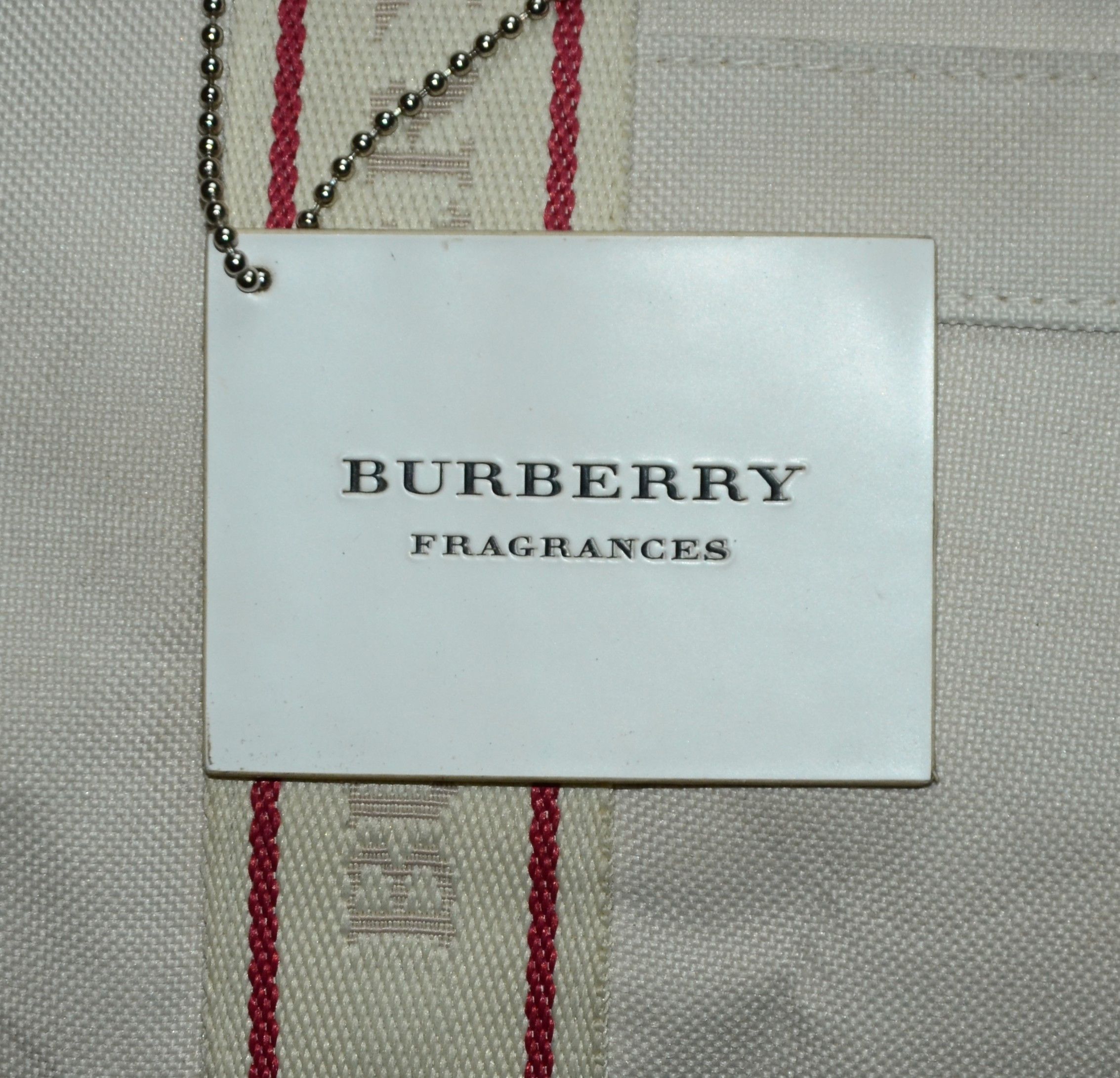 Burberry BURBERRY FRAGRANCES Travel Large Bag White Casual Fashion Size ONE SIZE - 2 Thumbnail