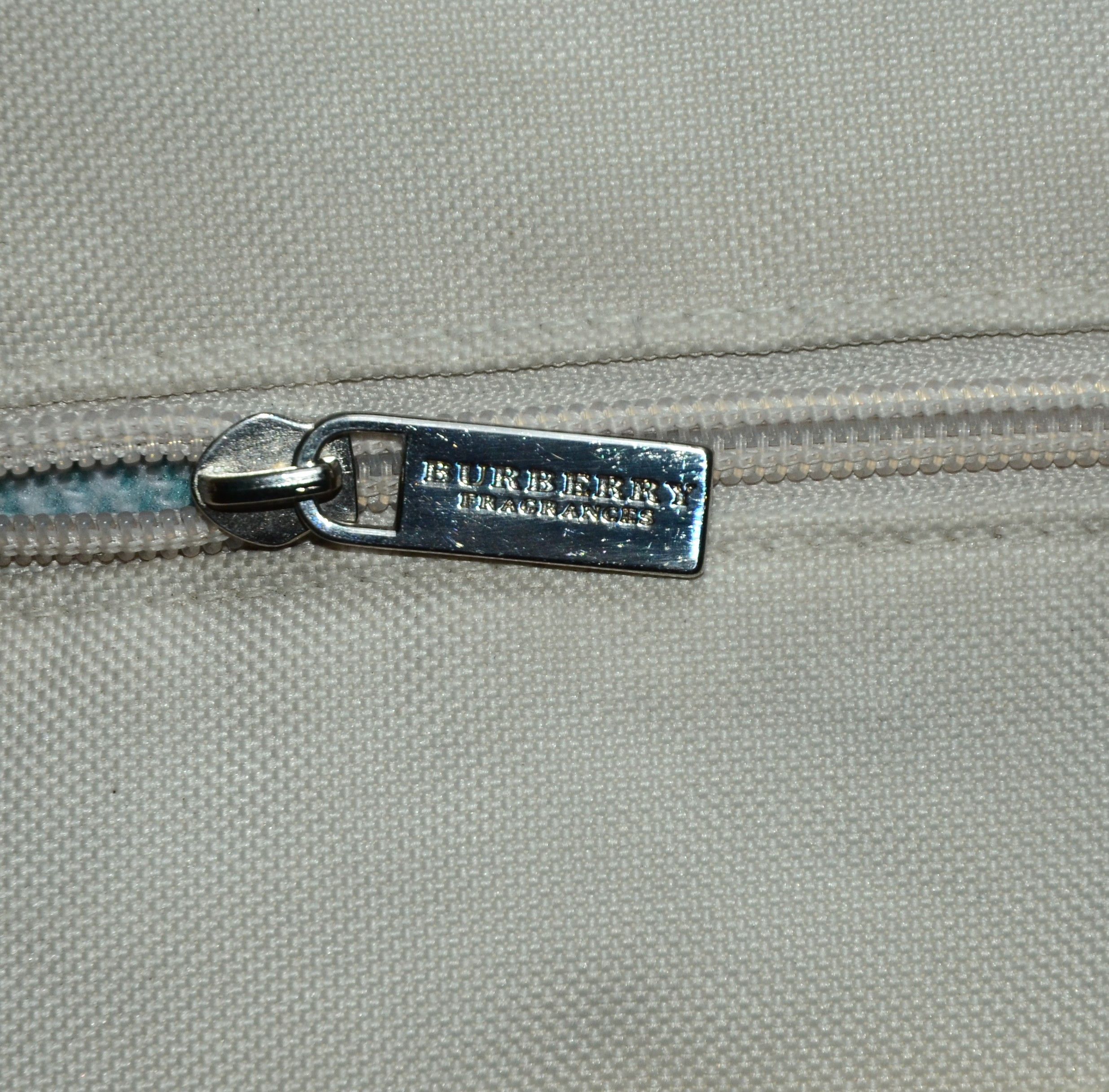 Burberry BURBERRY FRAGRANCES Travel Large Bag White Casual Fashion Size ONE SIZE - 25 Thumbnail