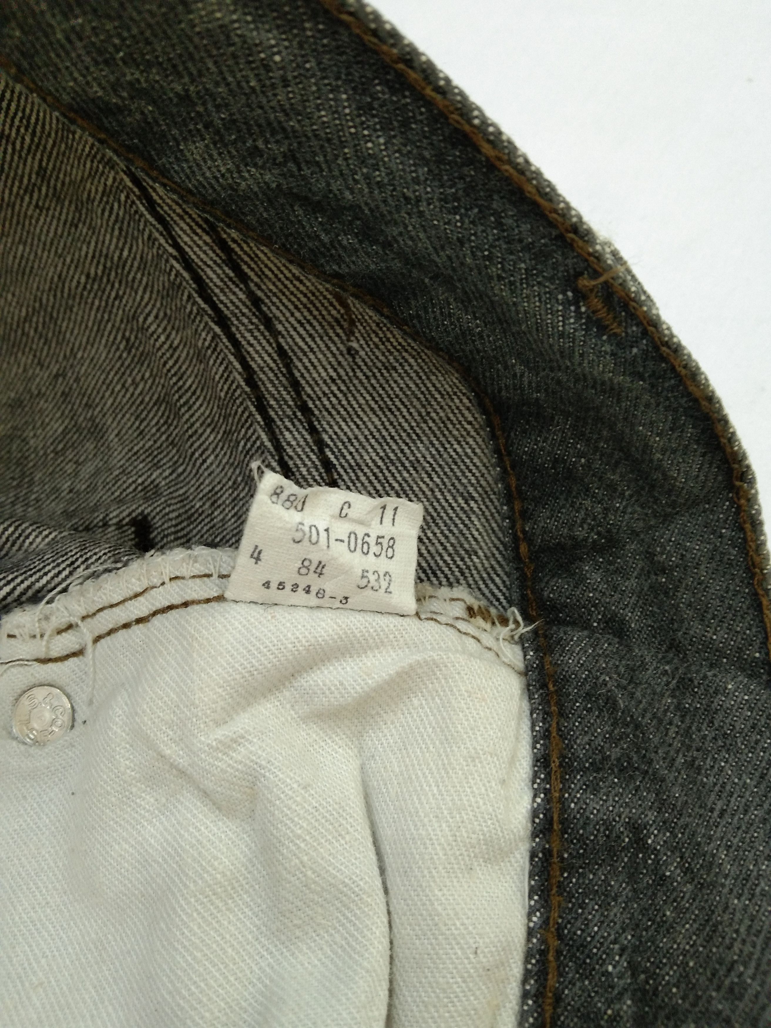 Levi's 80s Vintage Levi's 501 Made In USA Ripped Jeans 31x33 Size US 31 - 10 Thumbnail