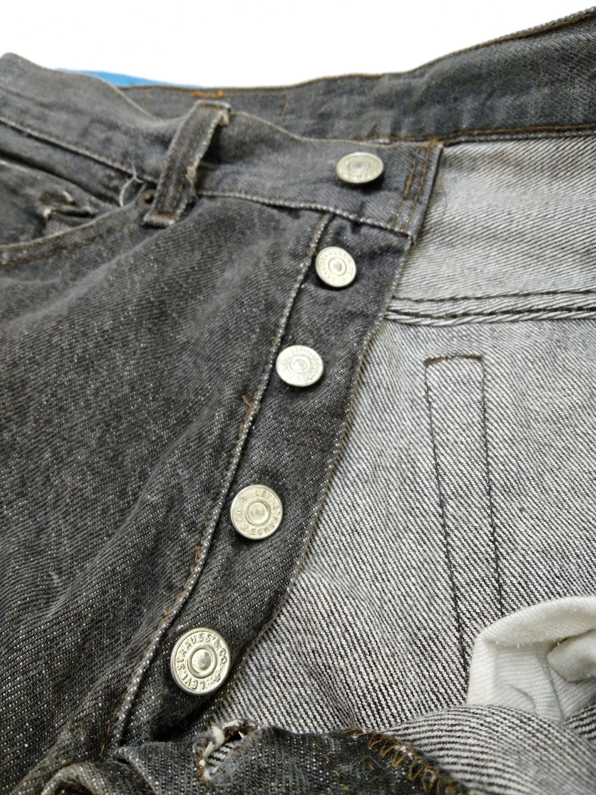Levi's 80s Vintage Levi's 501 Made In USA Ripped Jeans 31x33 Size US 31 - 7 Thumbnail