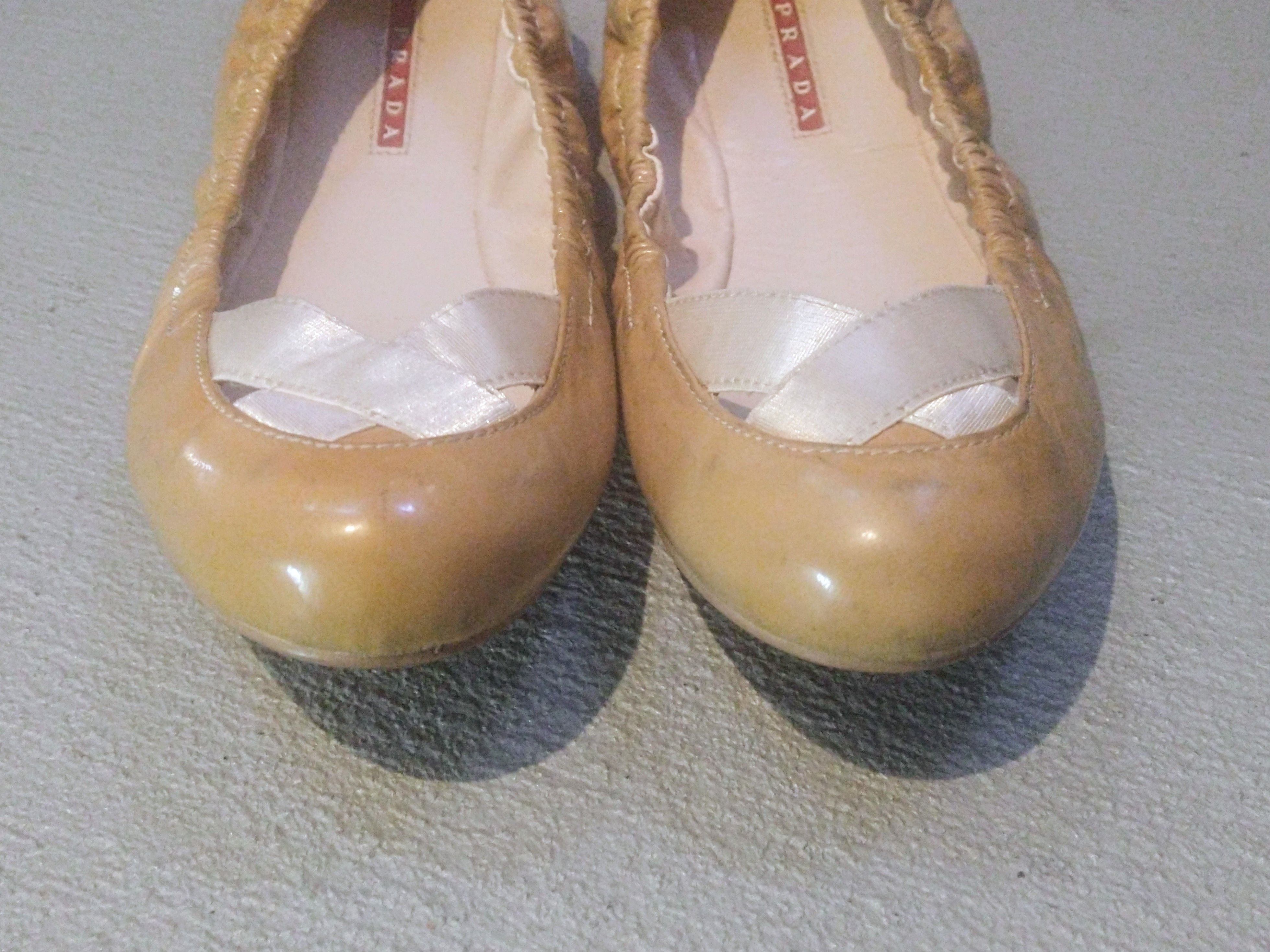 Prada Prada Ballerina Flats Patent Leather 8 38 Beige Slip Ons Y2K Size US 8 / IT 38 - 3 Thumbnail