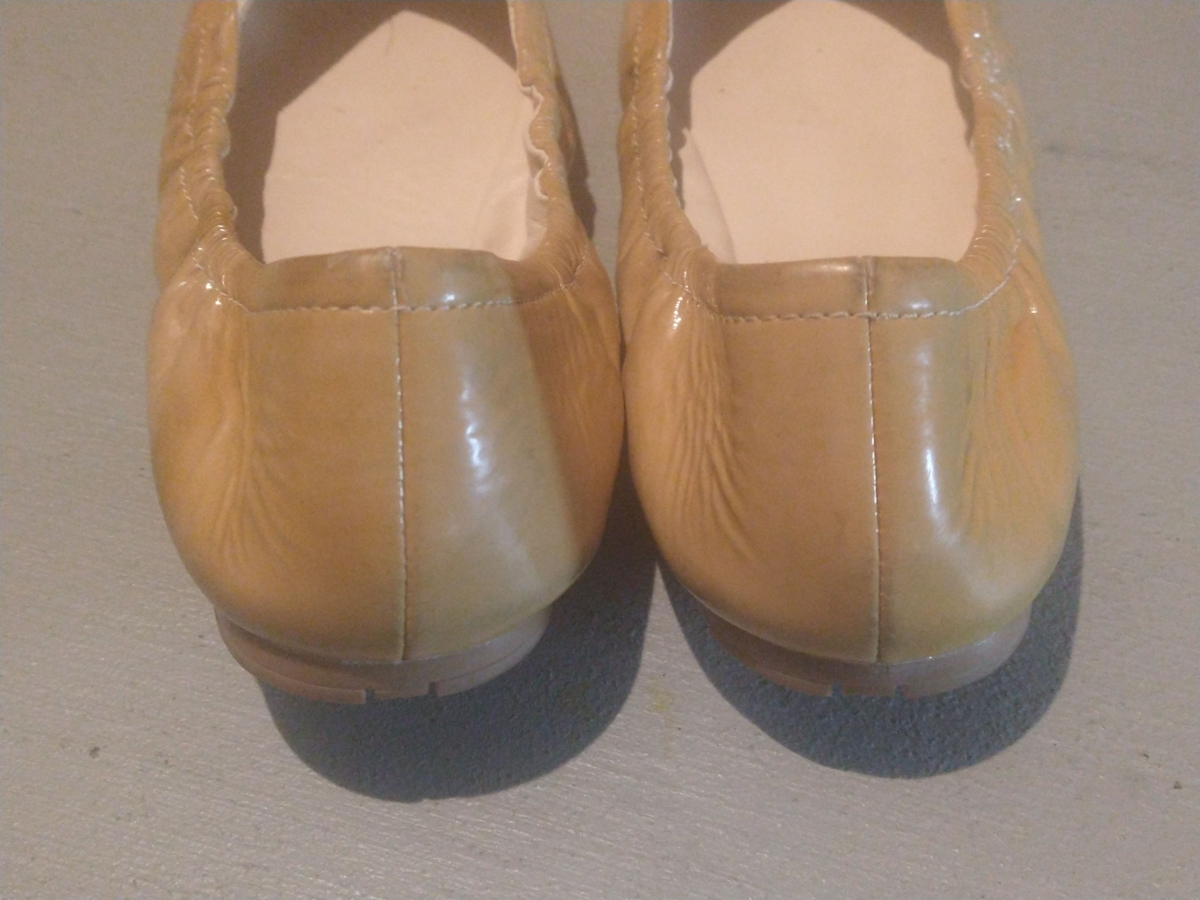 Prada Prada Ballerina Flats Patent Leather 8 38 Beige Slip Ons Y2K Size US 8 / IT 38 - 11 Thumbnail
