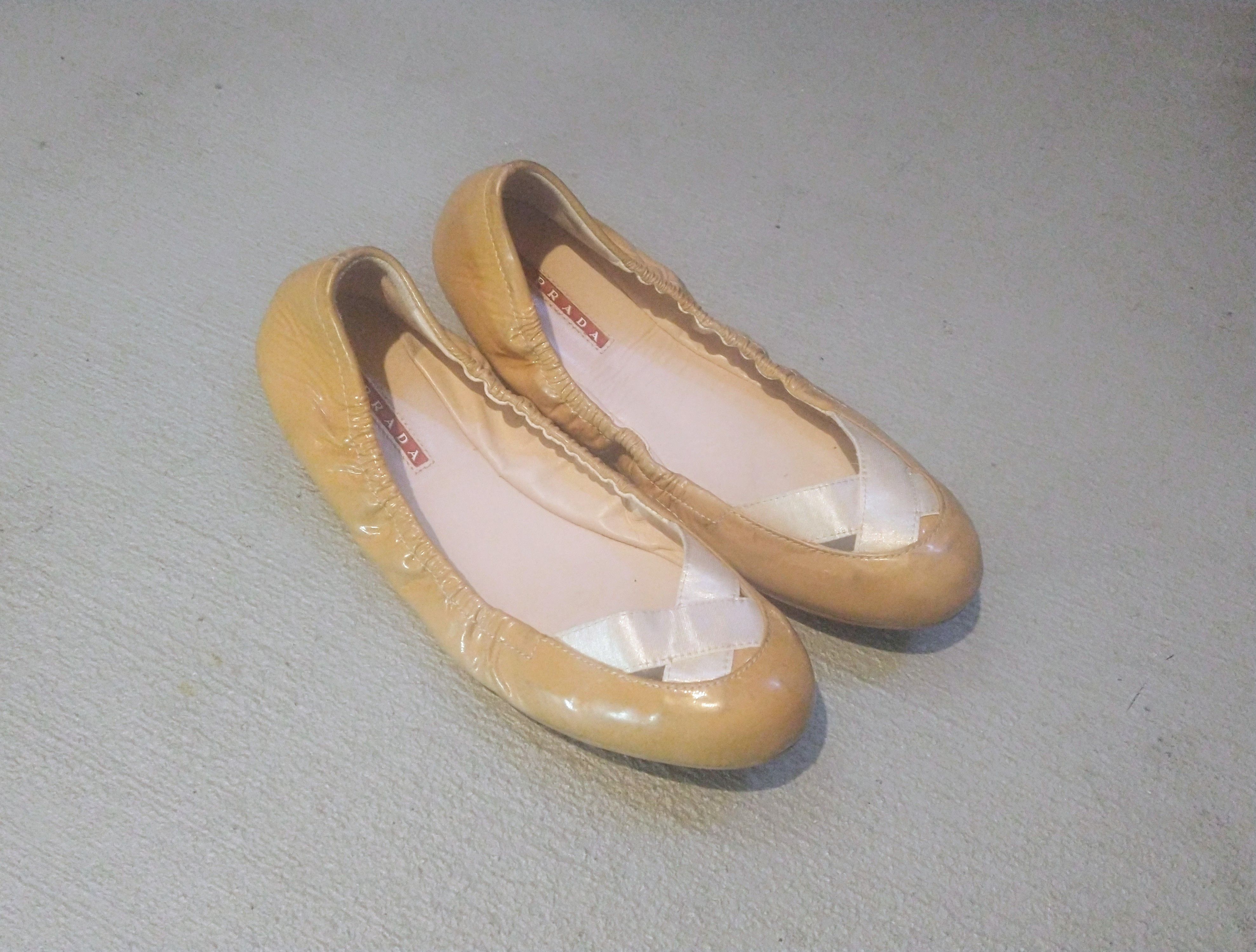 Prada Prada Ballerina Flats Patent Leather 8 38 Beige Slip Ons Y2K Size US 8 / IT 38 - 2 Thumbnail