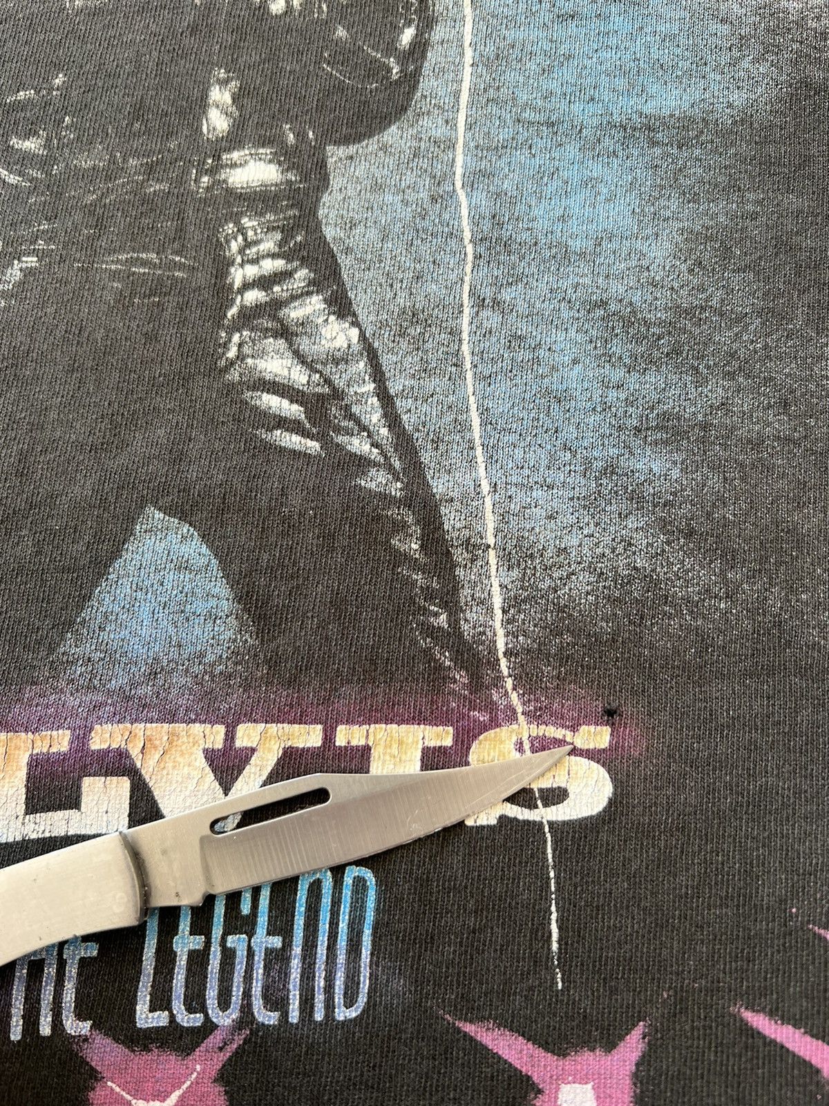 Band Tees Vintage 90s Elvis Presley The Legend Faded Black Tee Size US L / EU 52-54 / 3 - 9 Thumbnail