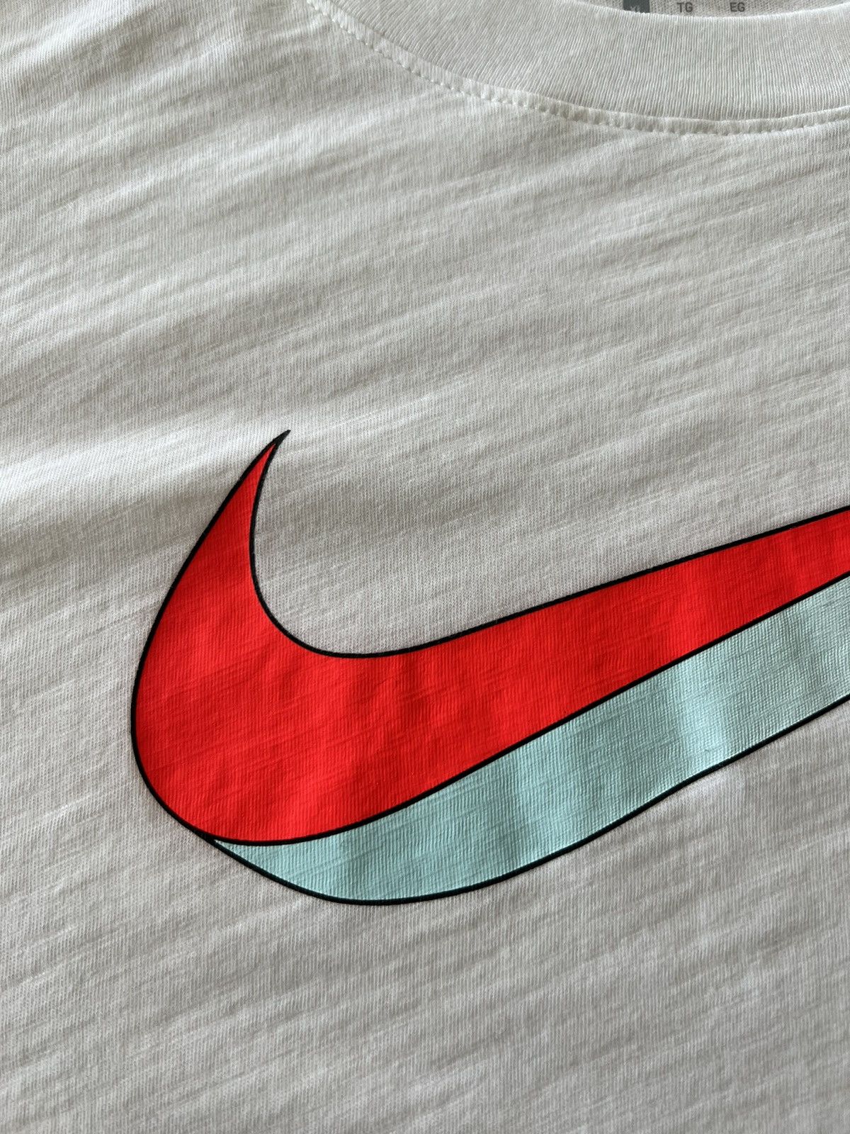 Nike Nike Big Swosh Streetwear White Tee Size US L / EU 52-54 / 3 - 5 Thumbnail