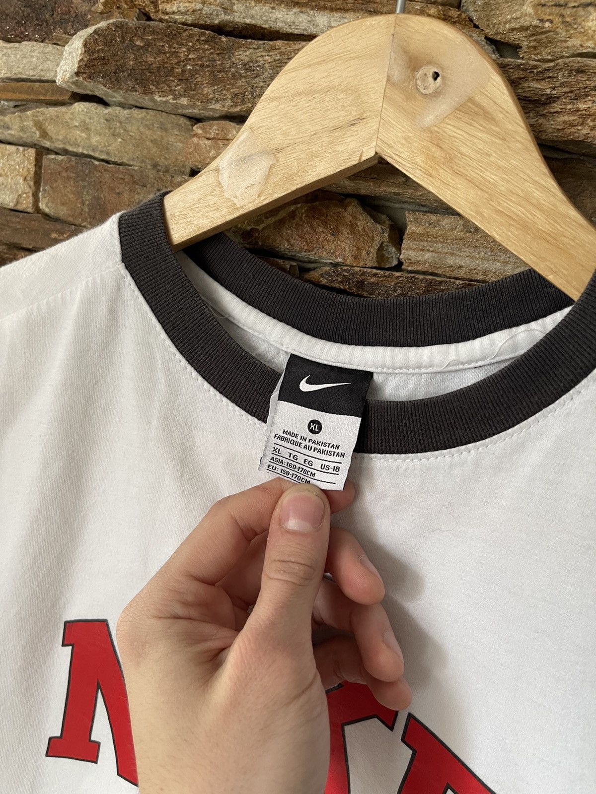 Nike × Vintage Vintage Nike Big Logo Tee Size US S / EU 44-46 / 1 - 4 Thumbnail
