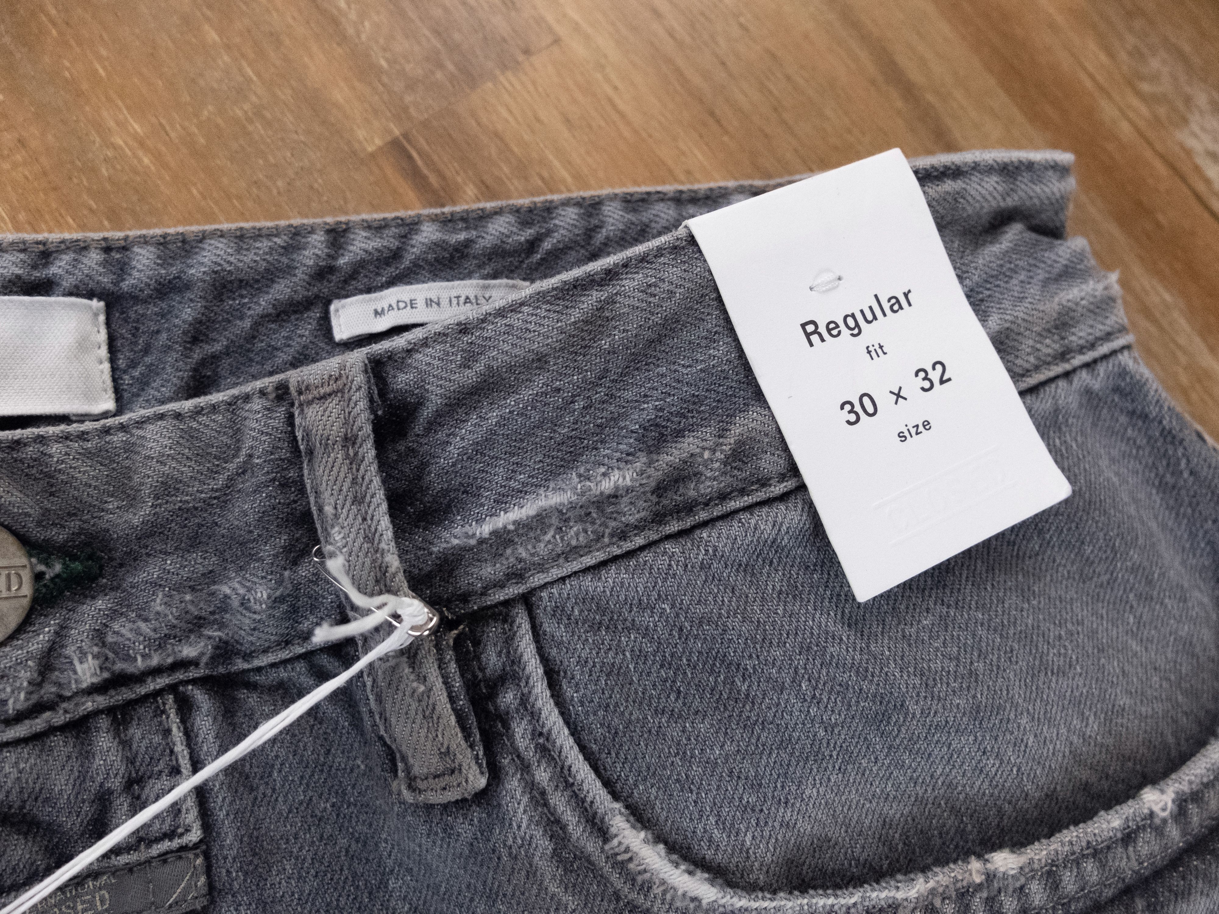 CLOSED CLOSED gray bogus straight organic cotton denim jeans 30 US Size US 30 / EU 46 - 3 Thumbnail