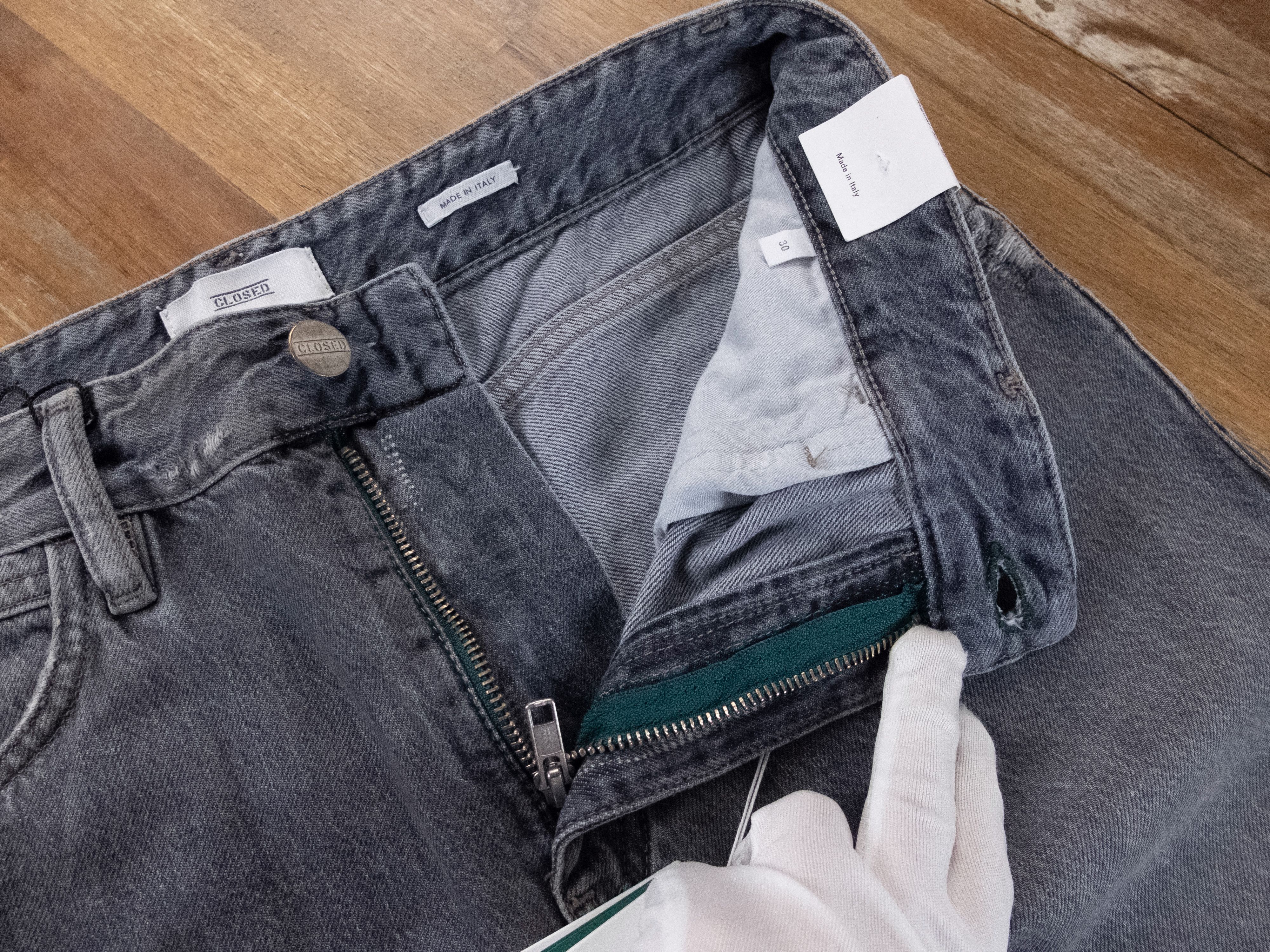 CLOSED CLOSED gray bogus straight organic cotton denim jeans 30 US Size US 30 / EU 46 - 8 Thumbnail