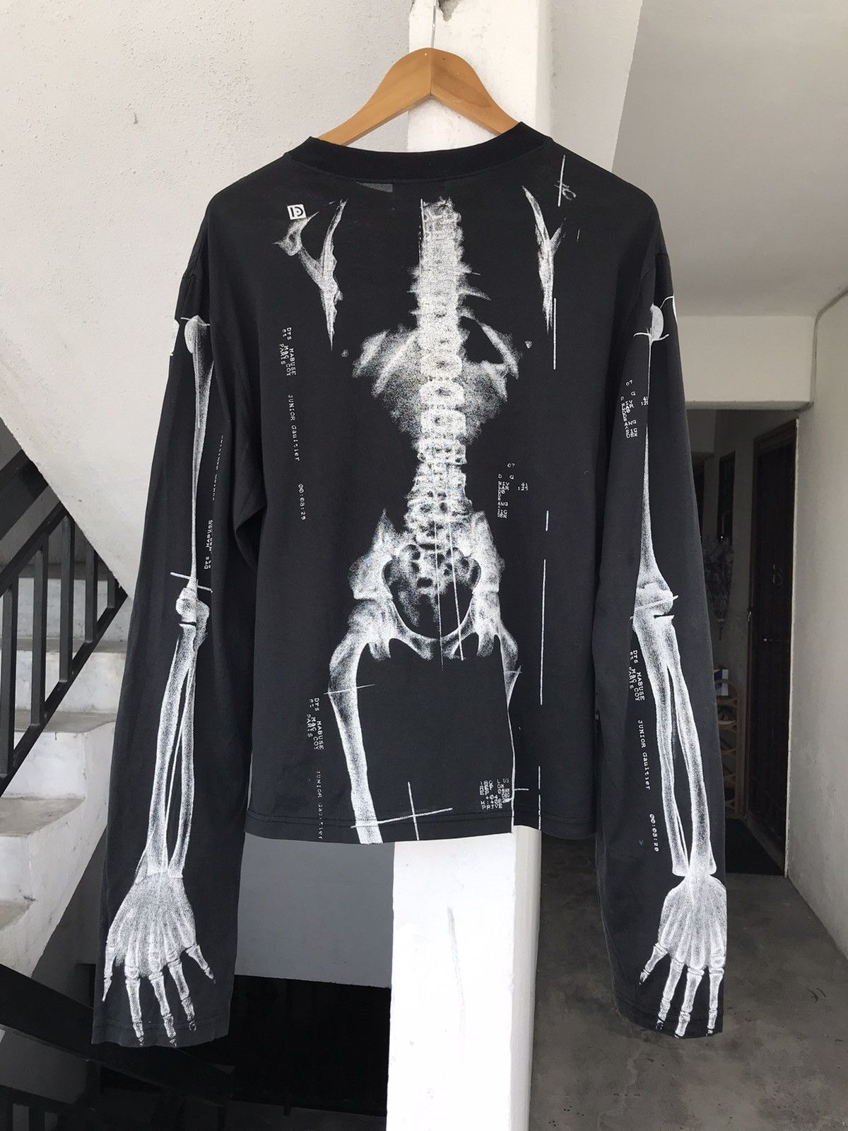 Jean Paul Gaultier 1990 ICONIC JEAN PAUL GAUILTER X RAY Size US M / EU 48-50 / 2 - 13 Thumbnail