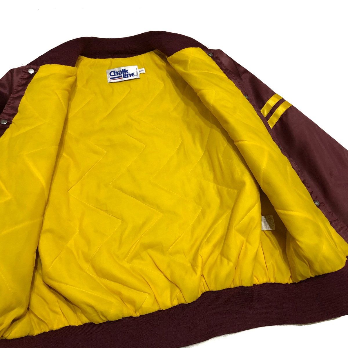 Chalk Line Vintage 90s NFL Washington Redskins Chalk Satin Football Size US S / EU 44-46 / 1 - 7 Thumbnail