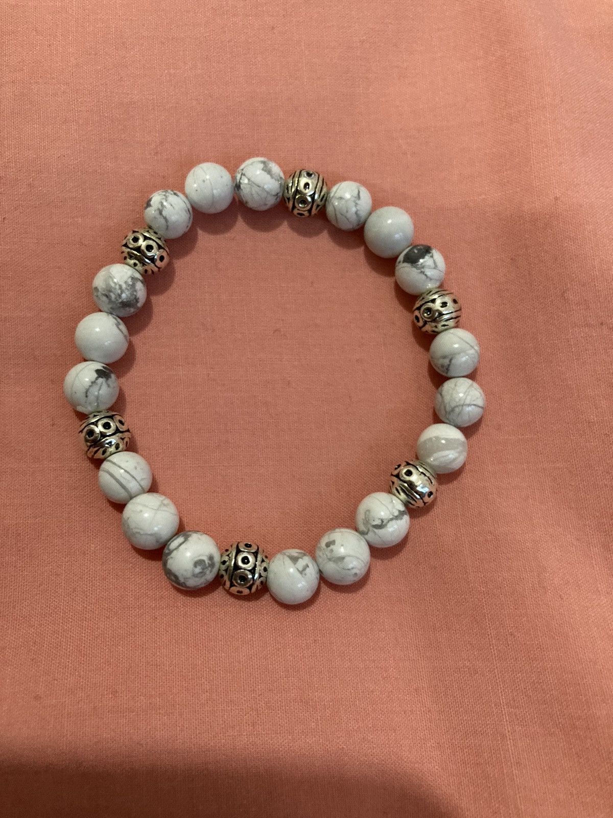 Jewelry Howlite beaded natural stone bracelet Size ONE SIZE - 1 Thumbnail