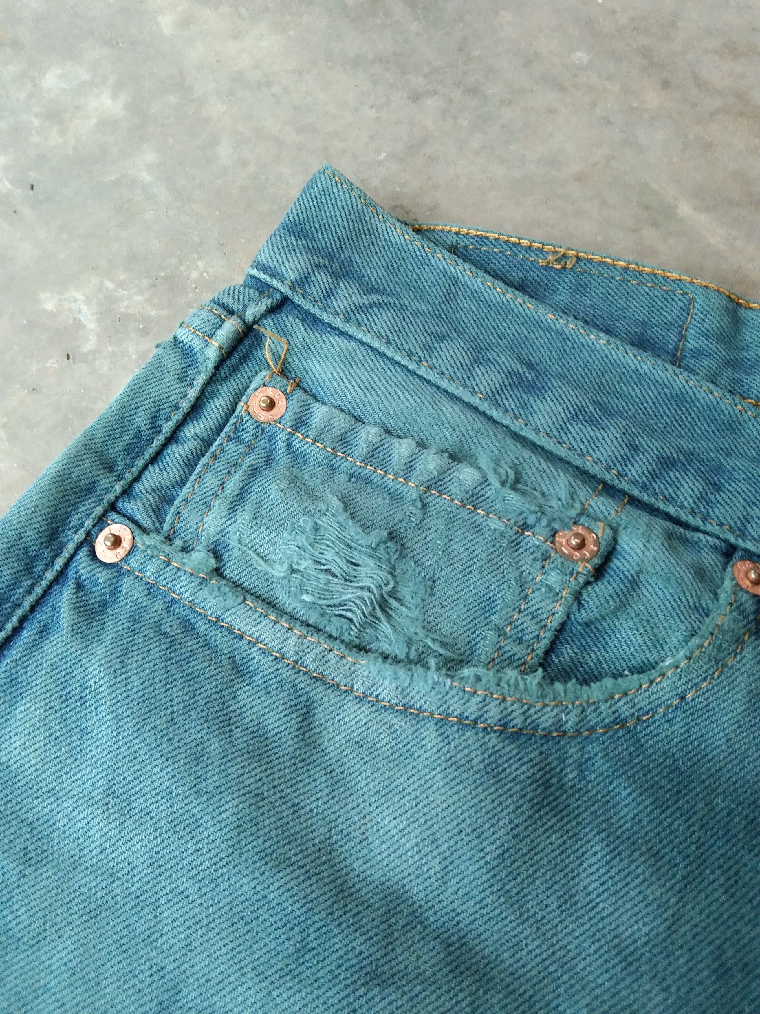 Levi's 90s Vintage Levi's 501 Made In USA Distressed Jeans 36x30 Size US 36 / EU 52 - 9 Thumbnail