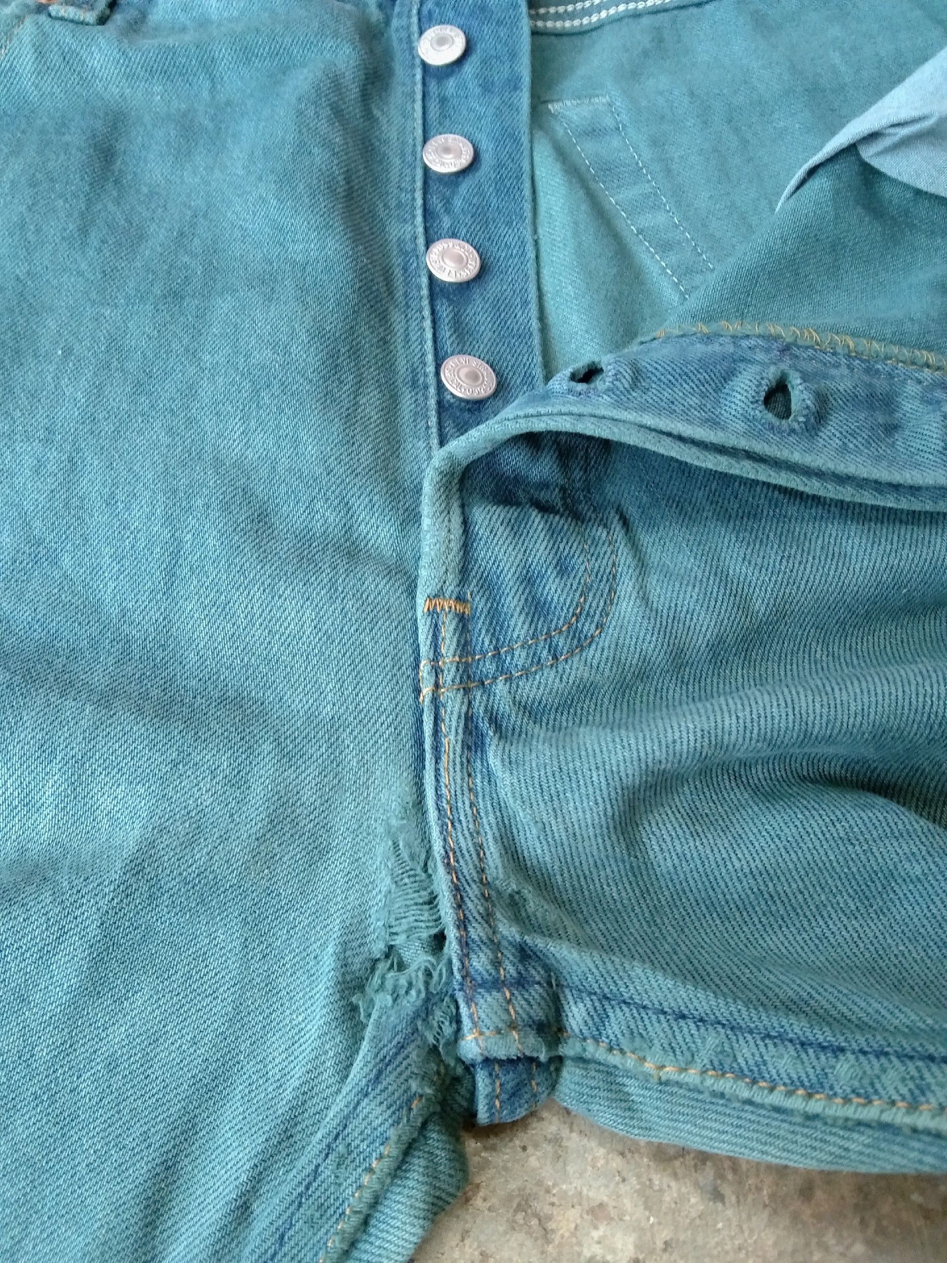 Levi's 90s Vintage Levi's 501 Made In USA Distressed Jeans 36x30 Size US 36 / EU 52 - 10 Thumbnail