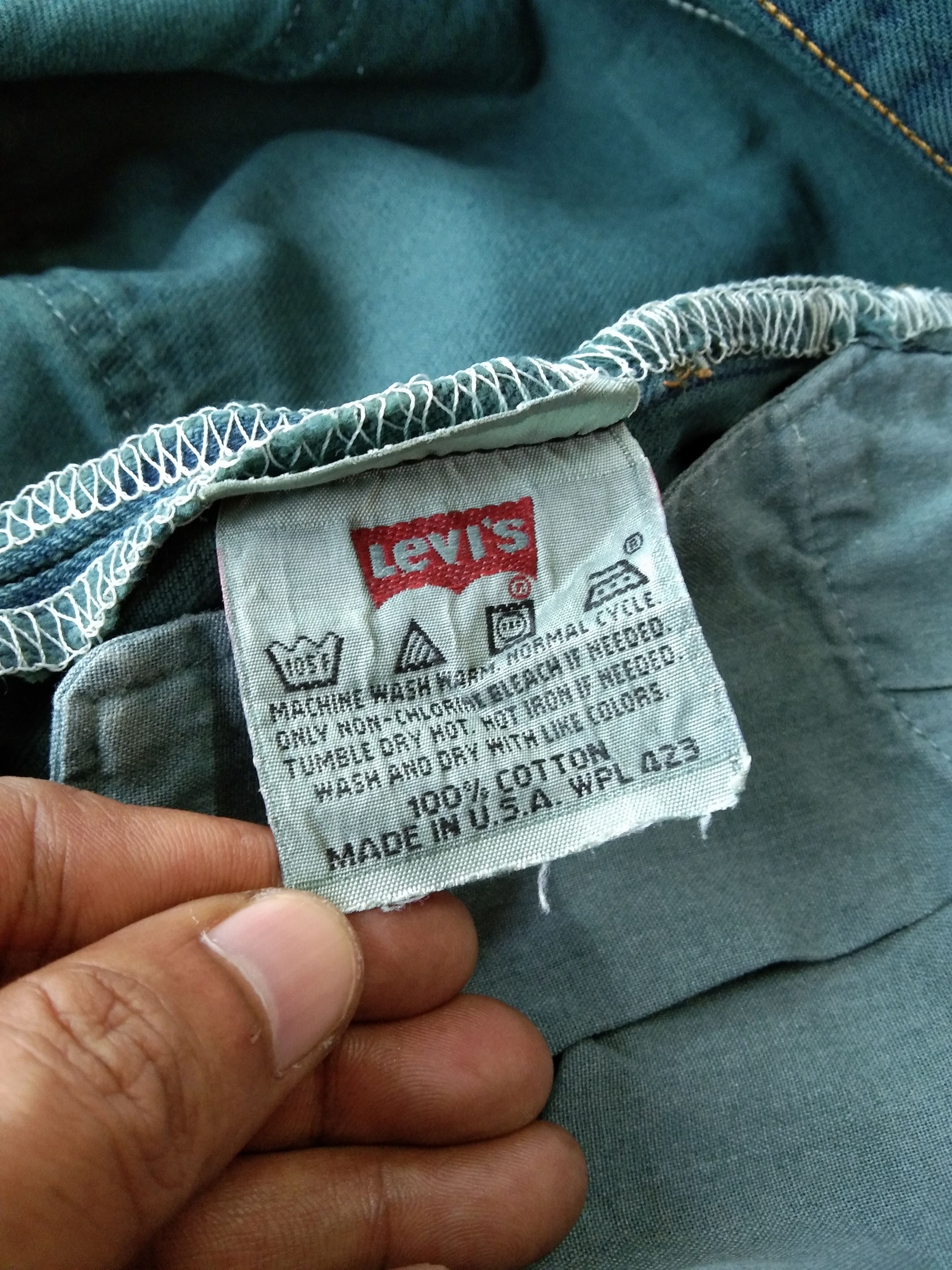 Levi's 90s Vintage Levi's 501 Made In USA Distressed Jeans 36x30 Size US 36 / EU 52 - 12 Thumbnail