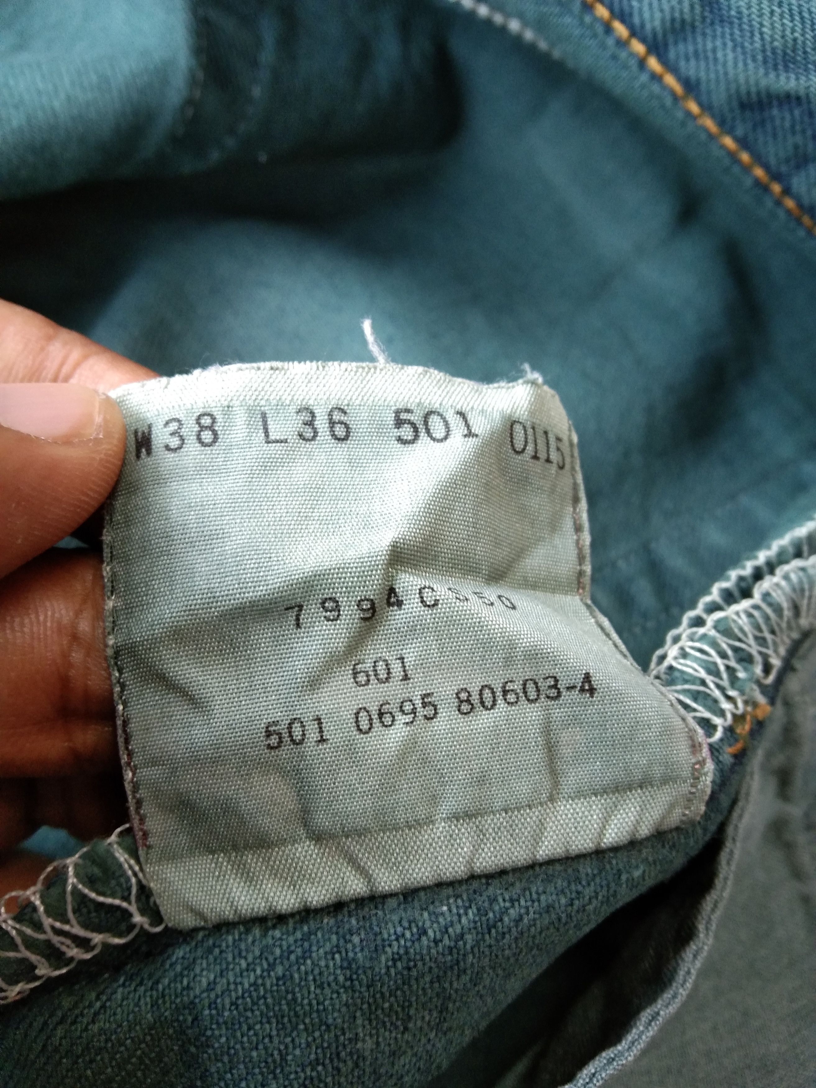 Levi's 90s Vintage Levi's 501 Made In USA Distressed Jeans 36x30 Size US 36 / EU 52 - 13 Thumbnail