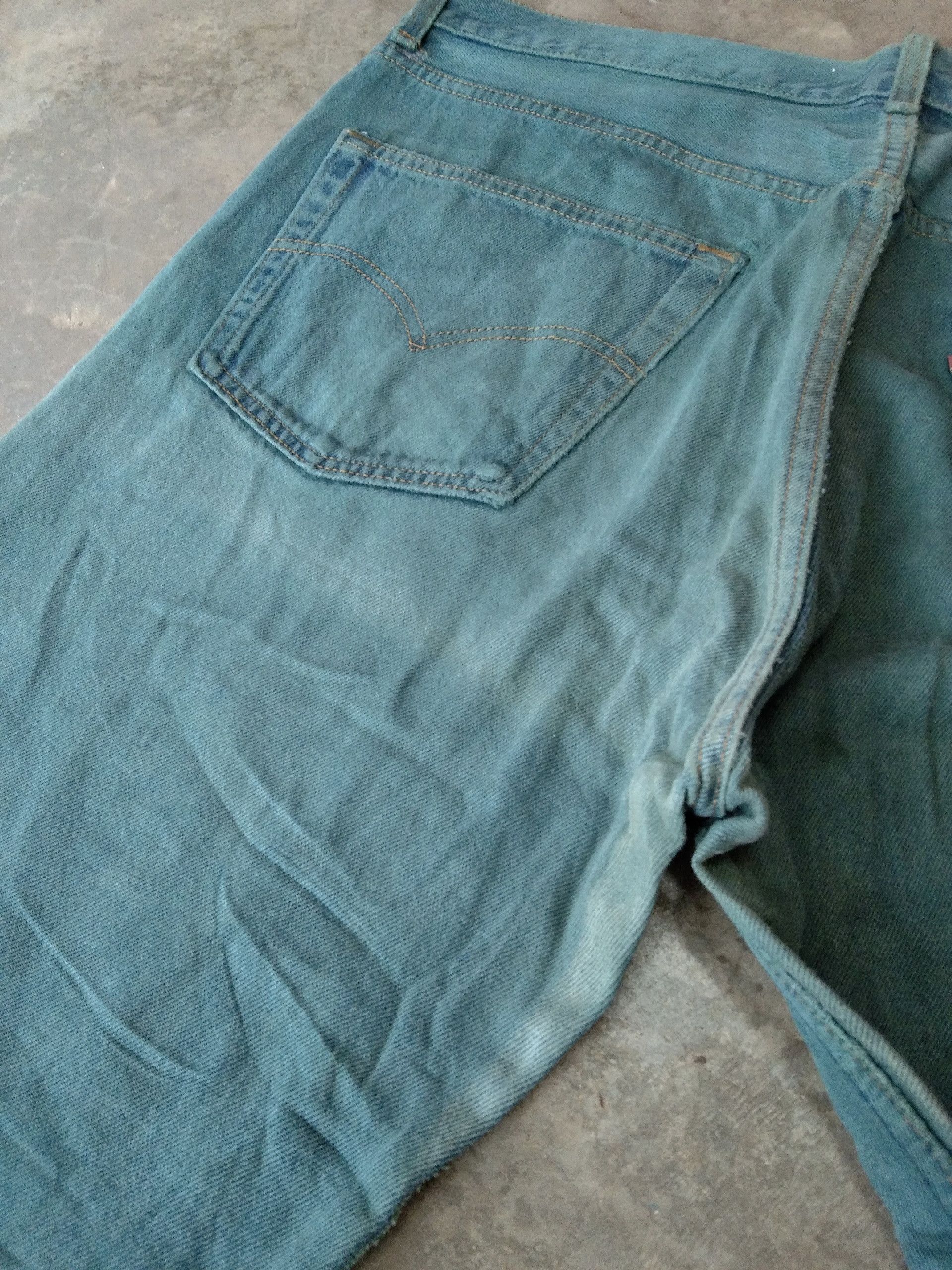 Levi's 90s Vintage Levi's 501 Made In USA Distressed Jeans 36x30 Size US 36 / EU 52 - 4 Thumbnail