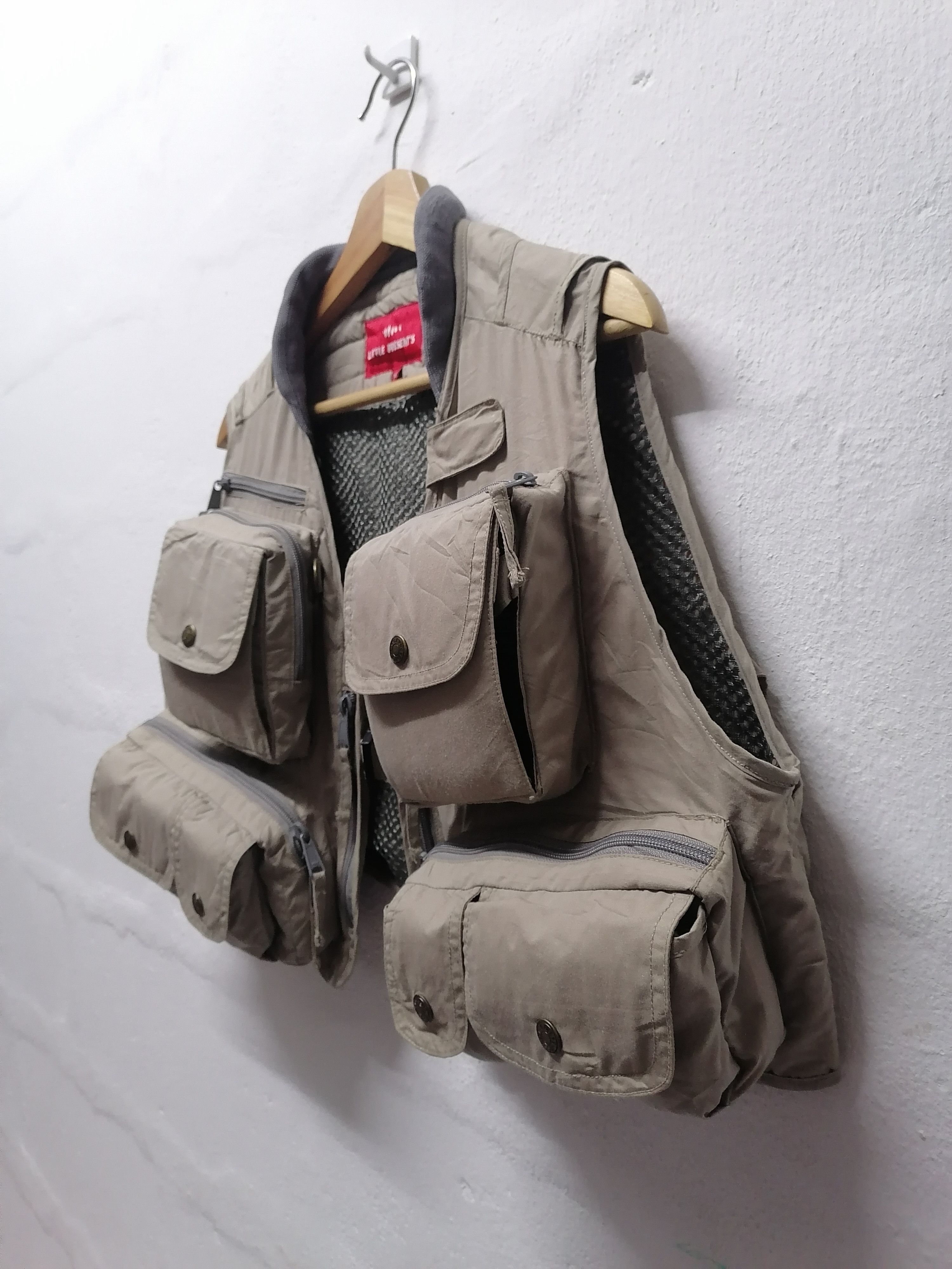Other Rare❗Utility Tactical Pocket Little Present's Crop Vest🔥 Size US M / EU 48-50 / 2 - 3 Thumbnail