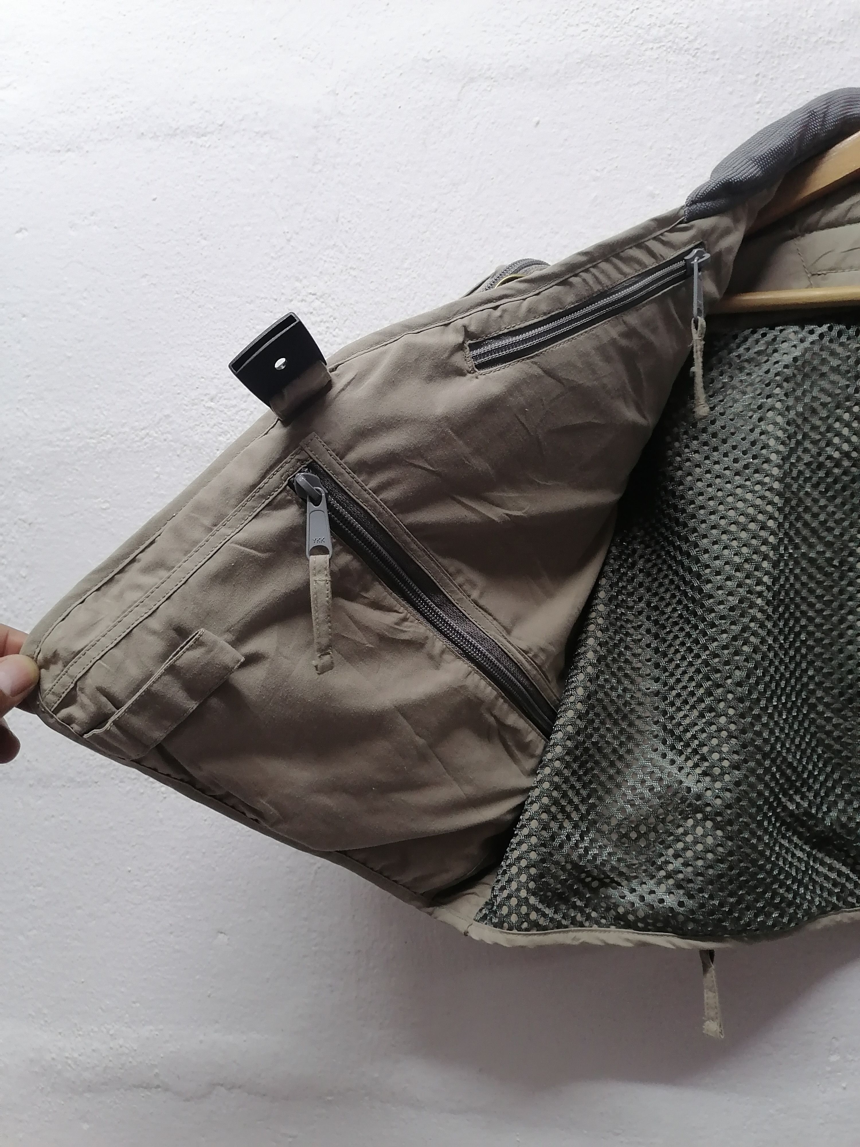 Other Rare❗Utility Tactical Pocket Little Present's Crop Vest🔥 Size US M / EU 48-50 / 2 - 8 Thumbnail