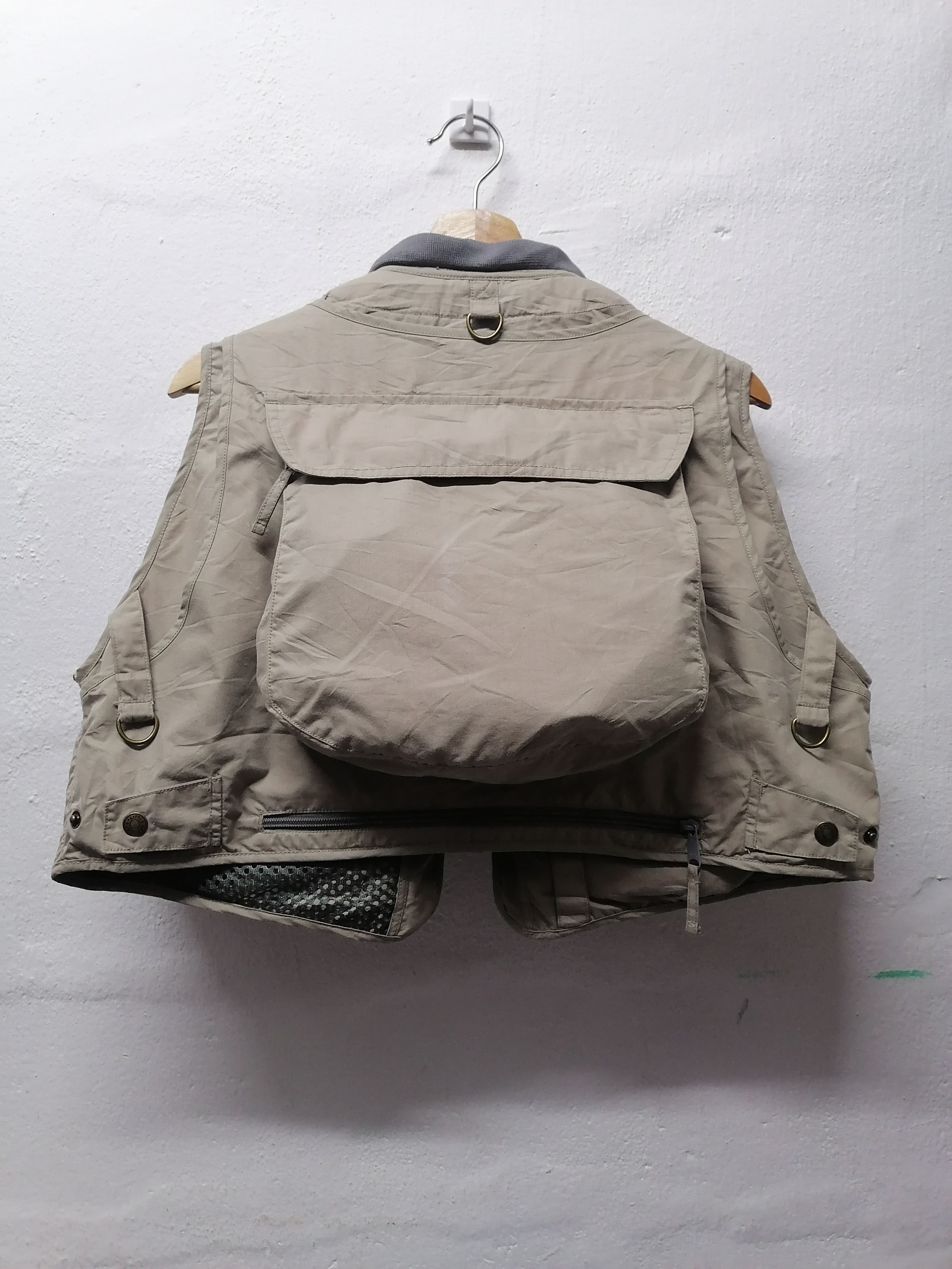 Other Rare❗Utility Tactical Pocket Little Present's Crop Vest🔥 Size US M / EU 48-50 / 2 - 11 Thumbnail