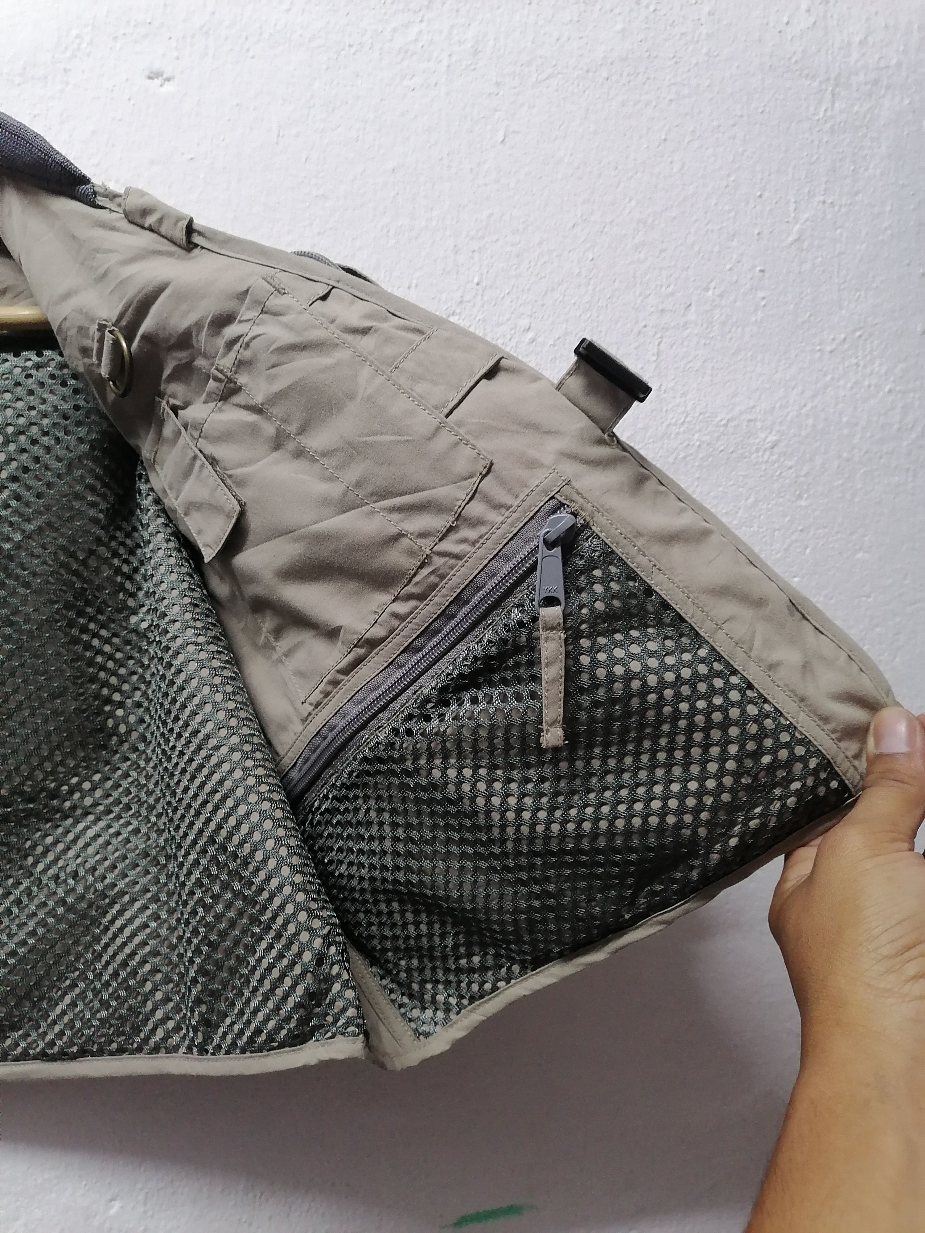 Other Rare❗Utility Tactical Pocket Little Present's Crop Vest🔥 Size US M / EU 48-50 / 2 - 9 Thumbnail