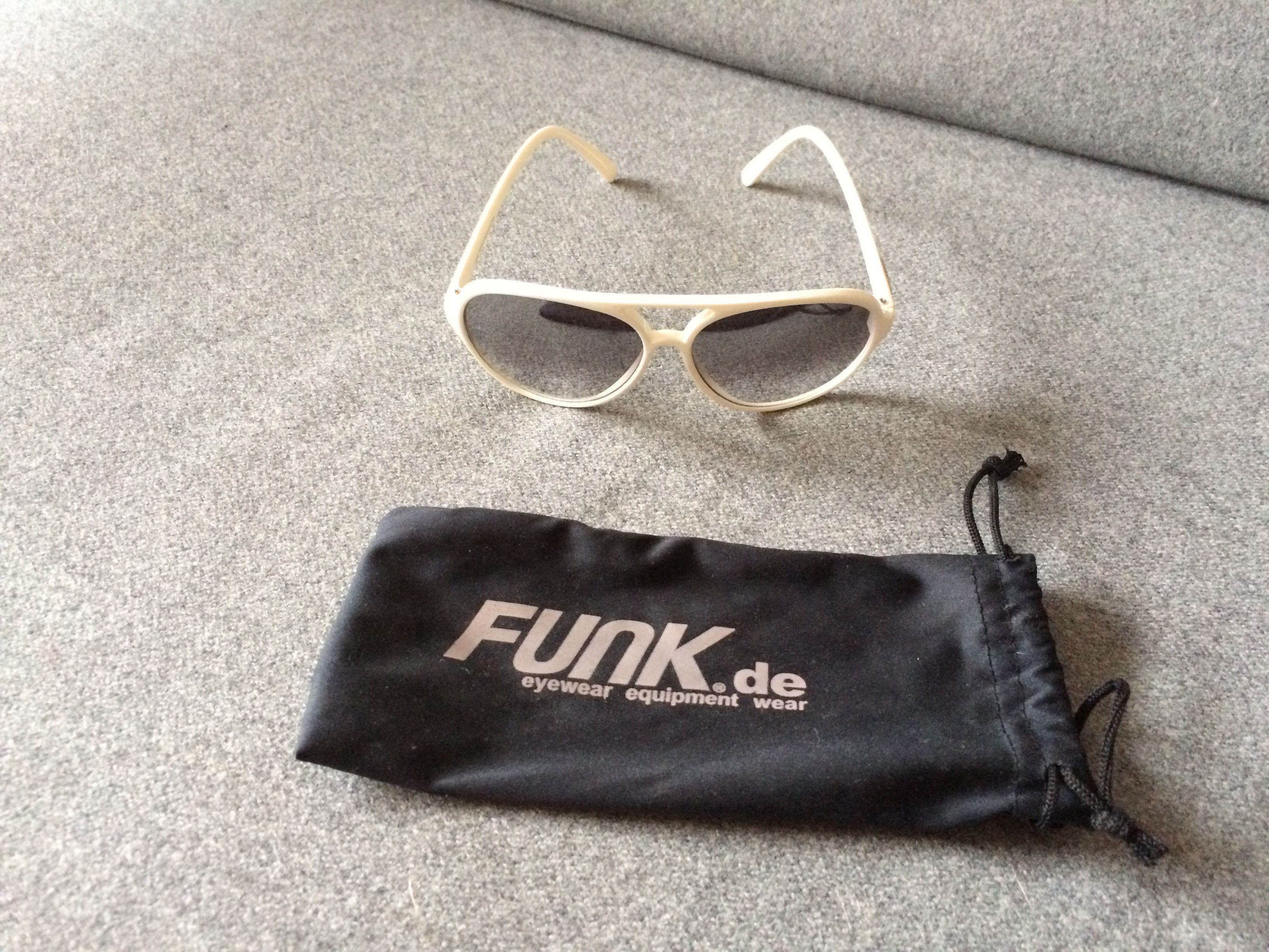 Other UK FUNK white sunglasses - not leather coat biker jacket Size ONE SIZE - 3 Thumbnail