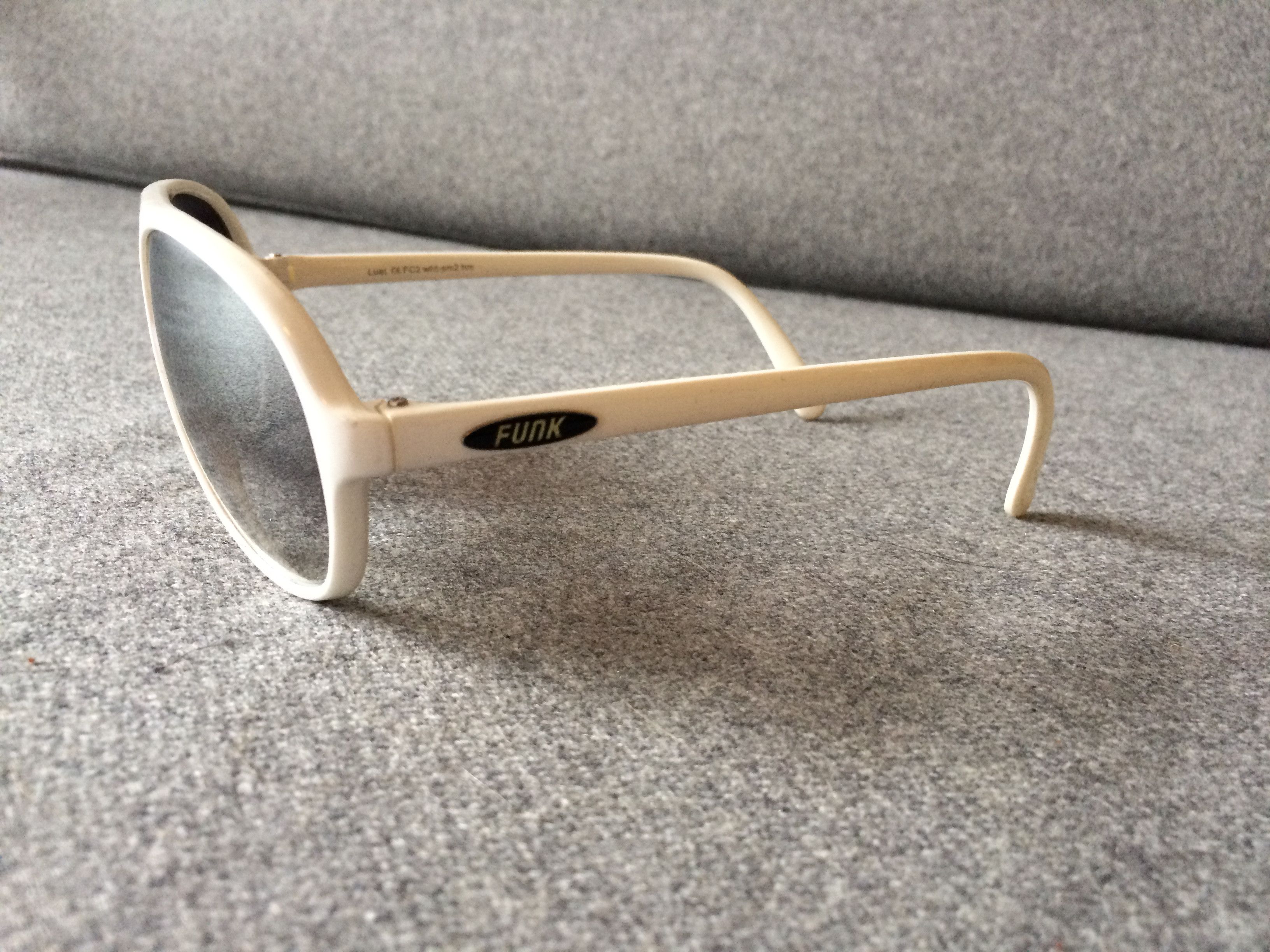 Other UK FUNK white sunglasses - not leather coat biker jacket Size ONE SIZE - 4 Thumbnail