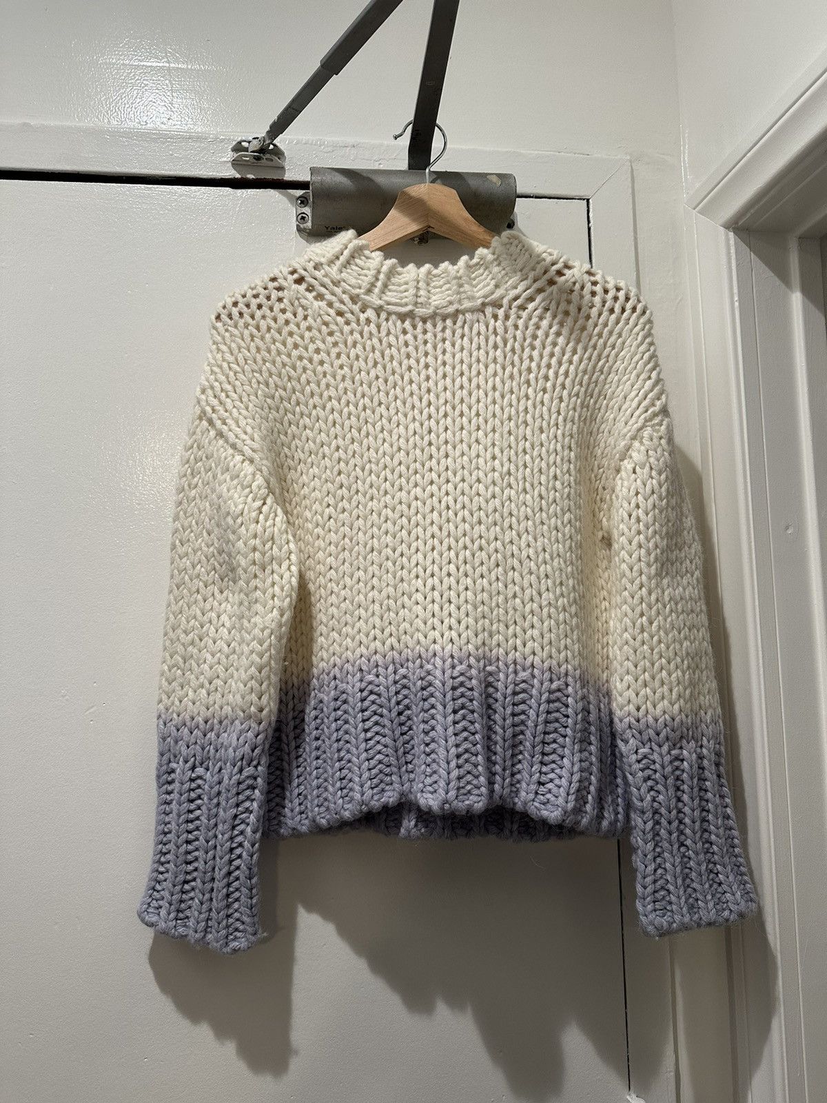 Acne Studios Acne Studios Gradient Knit Sweater Size US S / EU 44-46 / 1 - 1 Thumbnail