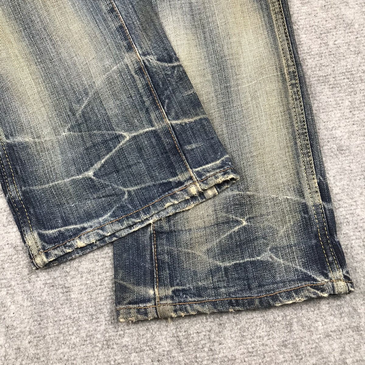 Japanese Brand FLARED DENIM BARTACK DISTRESSED JEANS PANTS 126 Size US 32 / EU 48 - 5 Thumbnail