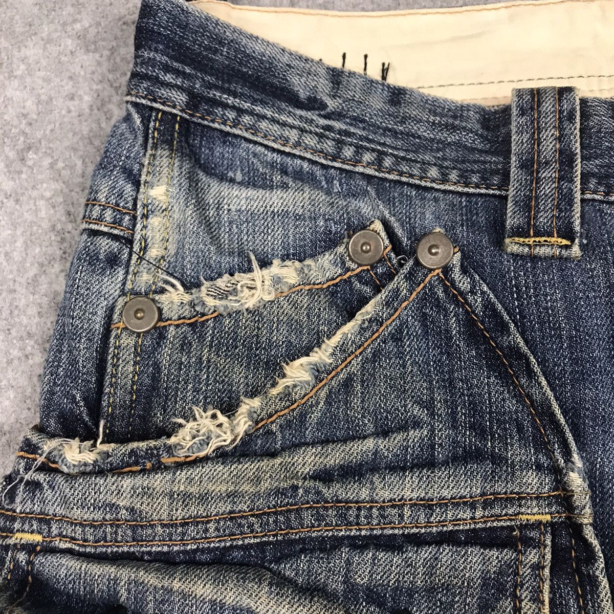 Japanese Brand FLARED DENIM BARTACK DISTRESSED JEANS PANTS 126 Size US 32 / EU 48 - 8 Thumbnail