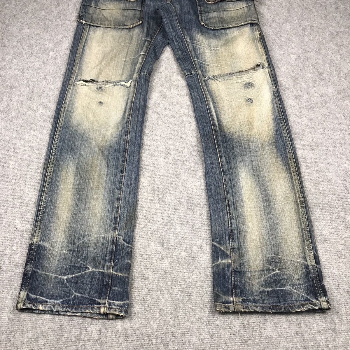 Japanese Brand FLARED DENIM BARTACK DISTRESSED JEANS PANTS 126 Size US 32 / EU 48 - 2 Thumbnail