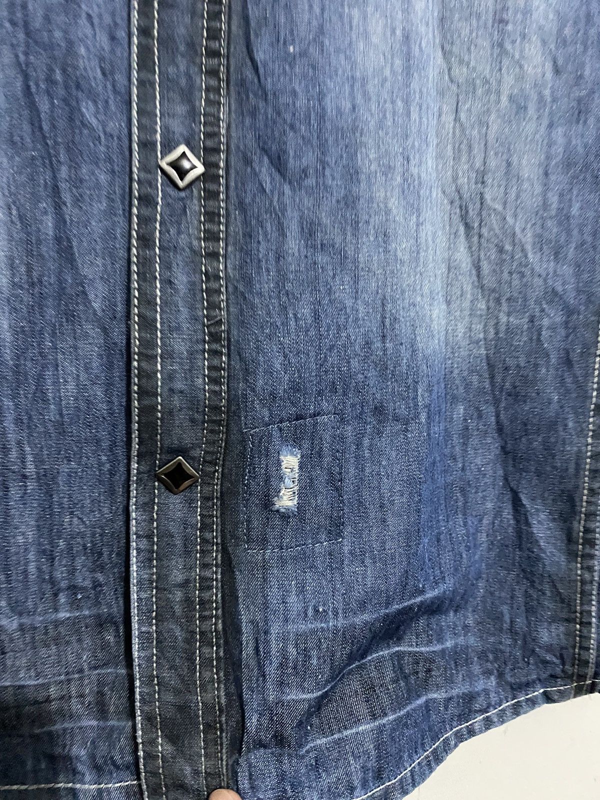 If Six Was Nine × Japanese Brand × Le Grande Bleu (L.G.B.) Semantic-Japanesebrand Denim Skull Shirt ifsixwasnine style Size US L / EU 52-54 / 3 - 6 Thumbnail