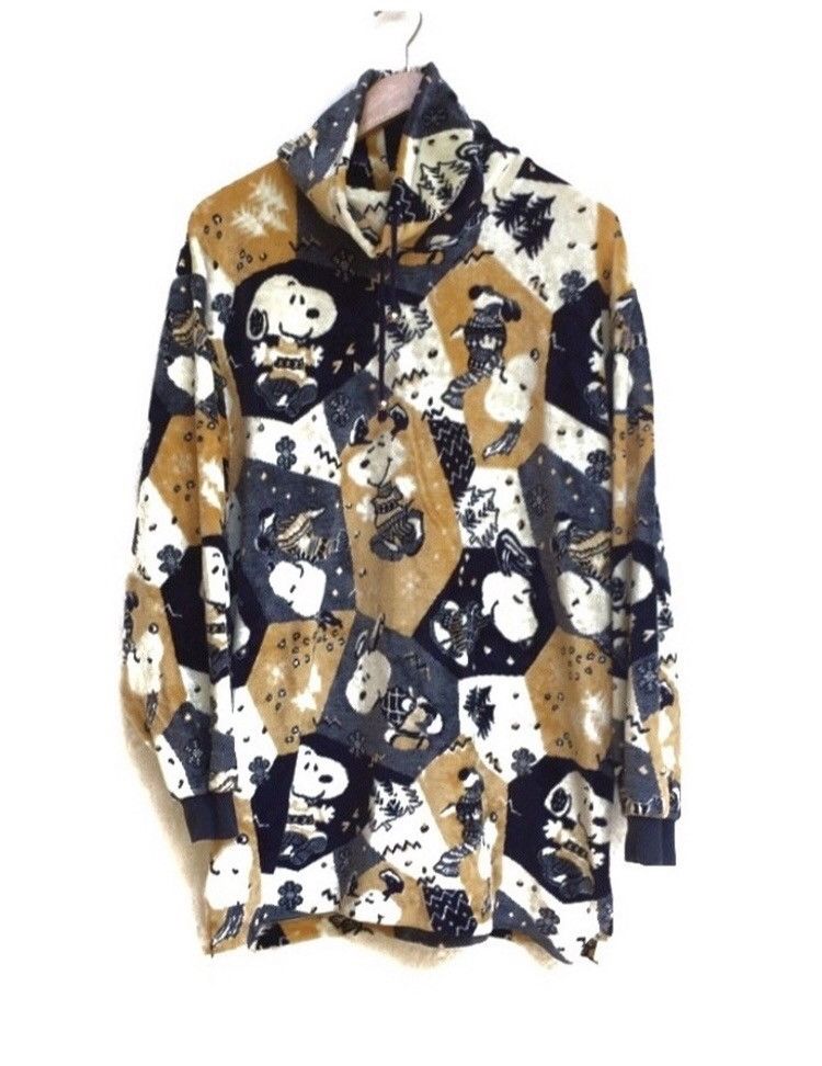 Japanese Brand 🔥Snoopy Soft Fleece Sweatshirts Size US L / EU 52-54 / 3 - 1 Thumbnail