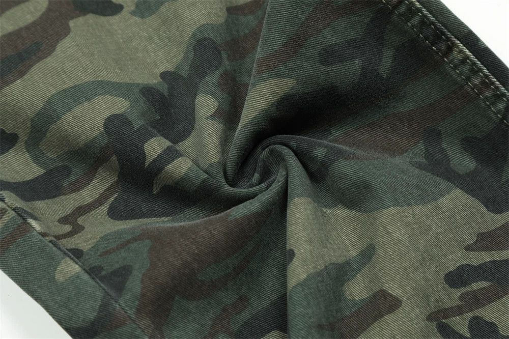 Designer × Japanese Brand × Vintage camo pattern baggy carpenter pants Size US 28 / EU 44 - 7 Thumbnail
